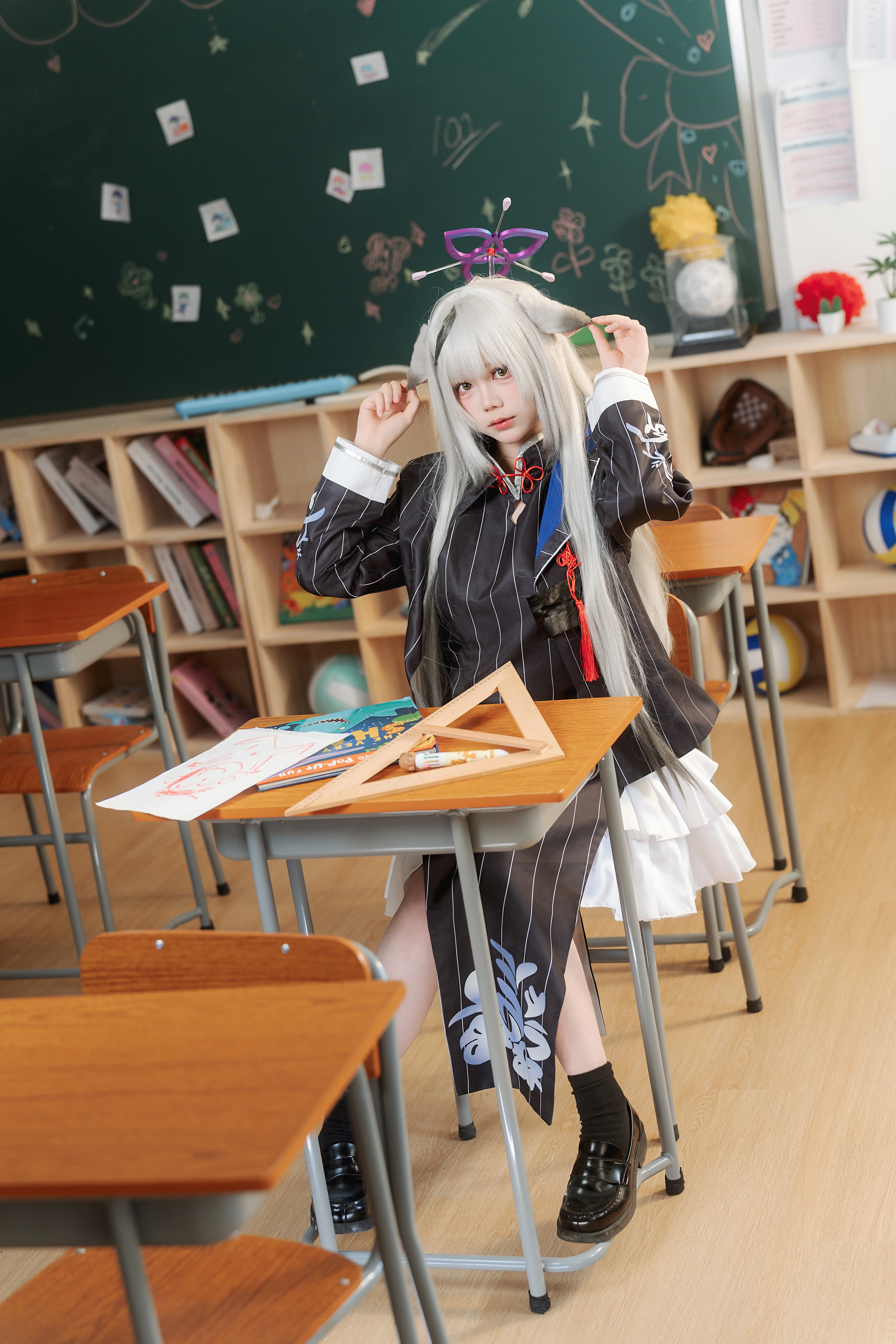 【春原心奈cos】蔚蓝档案的黑白校园侧写