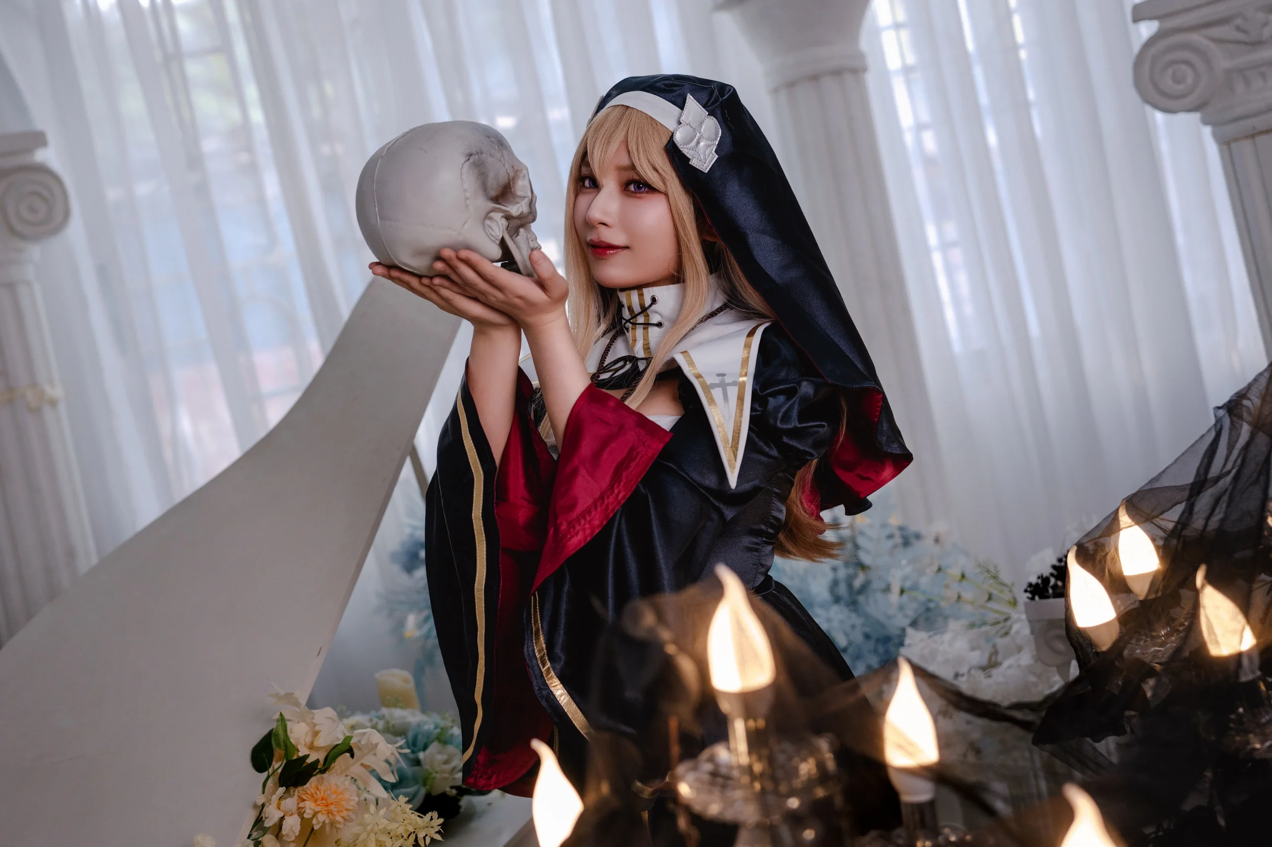 【夏洛特cos】黑金紅撞色修女主題棚拍成片