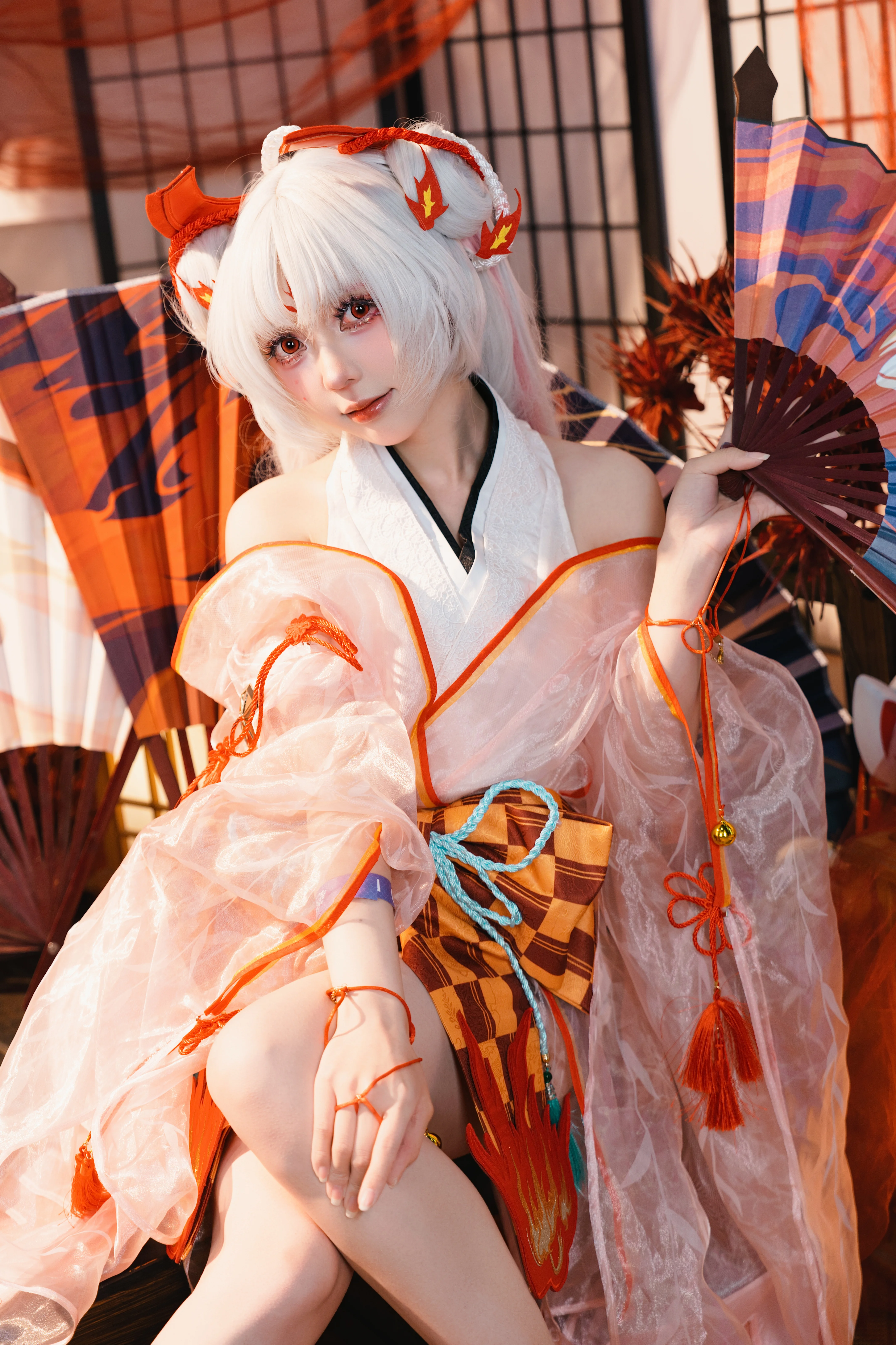 【Shiranui cosplay】White hair, red makeup, and fan dance in Onmyoji - Image 5