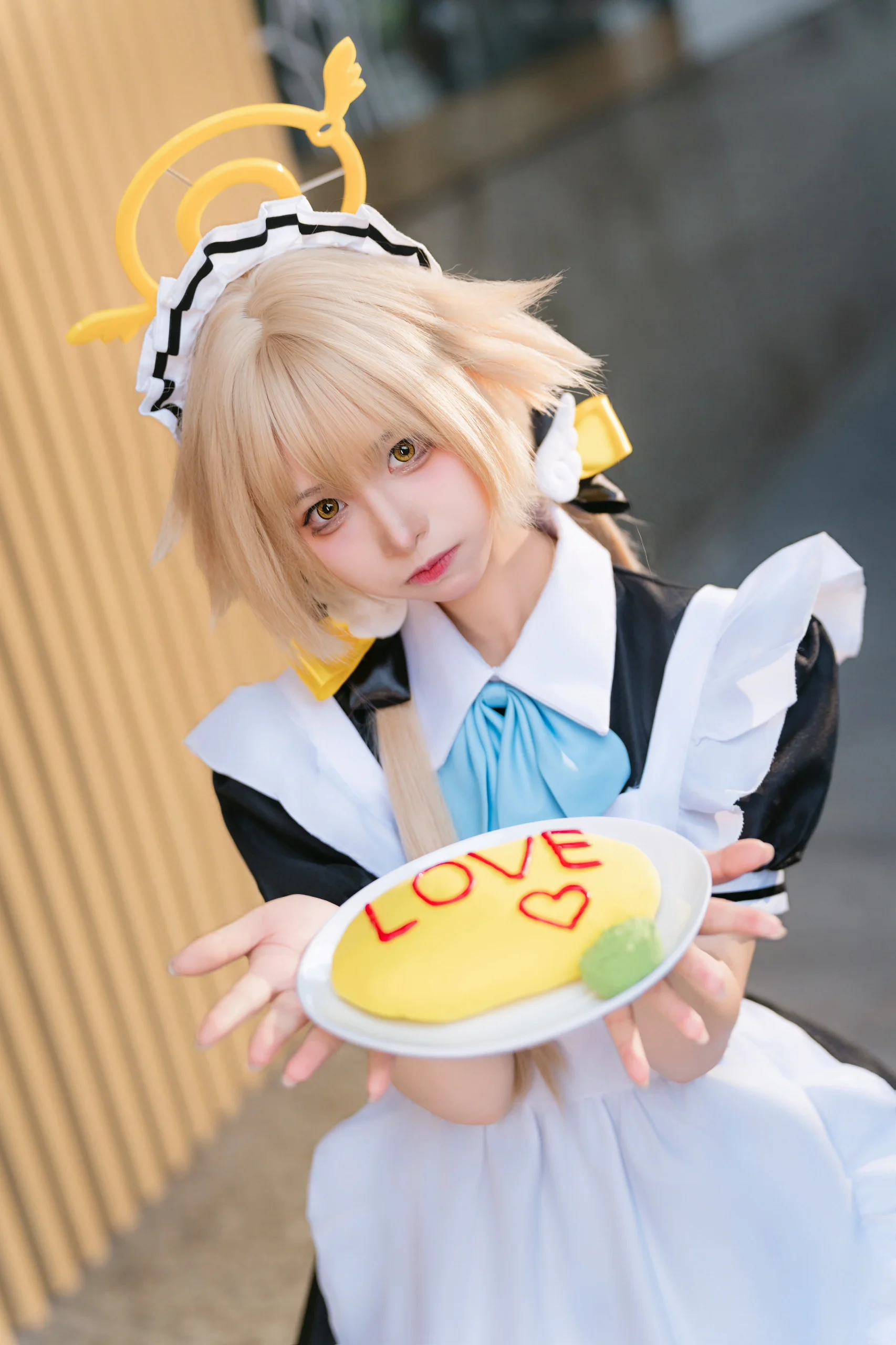 【阿慈谷日富美cos】蔚蓝档案里的女仆日常，广州萤火虫漫展现场营业 - 第 2 张
