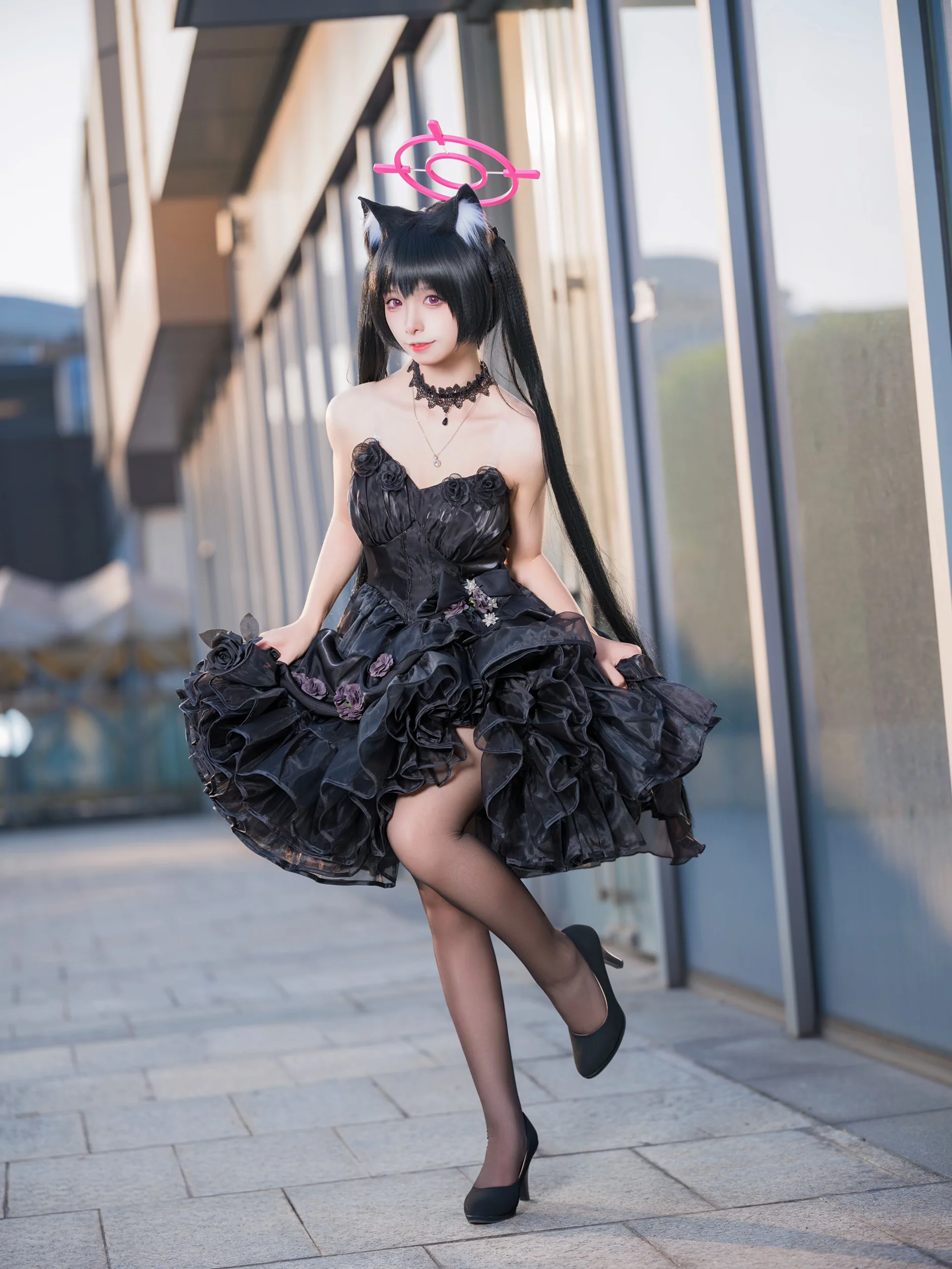 【黑见芹香cos】蔚蓝档案的哥特黑猫礼服正片分享 - 第 1 张