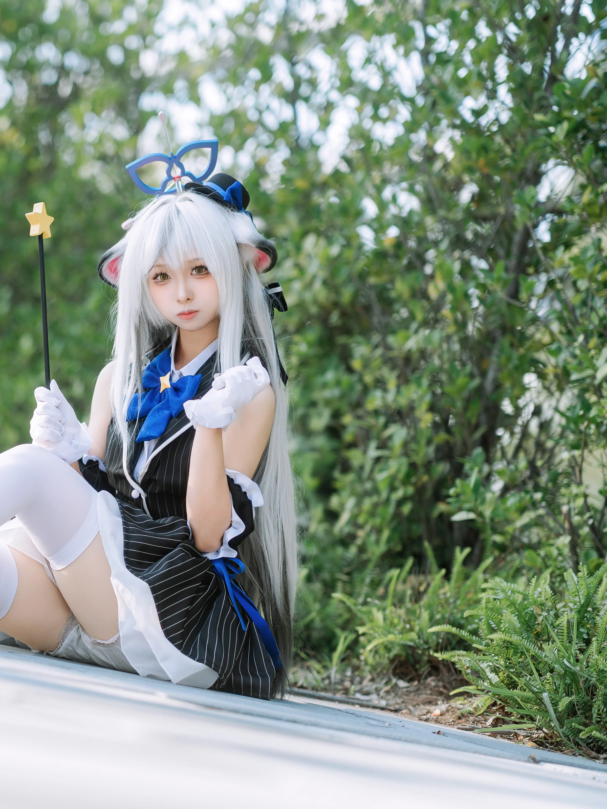【春原心奈cos】蔚藍檔案教官變身魔法少女，白絲黑裙閃耀螢火蟲漫展 - 第 4 張