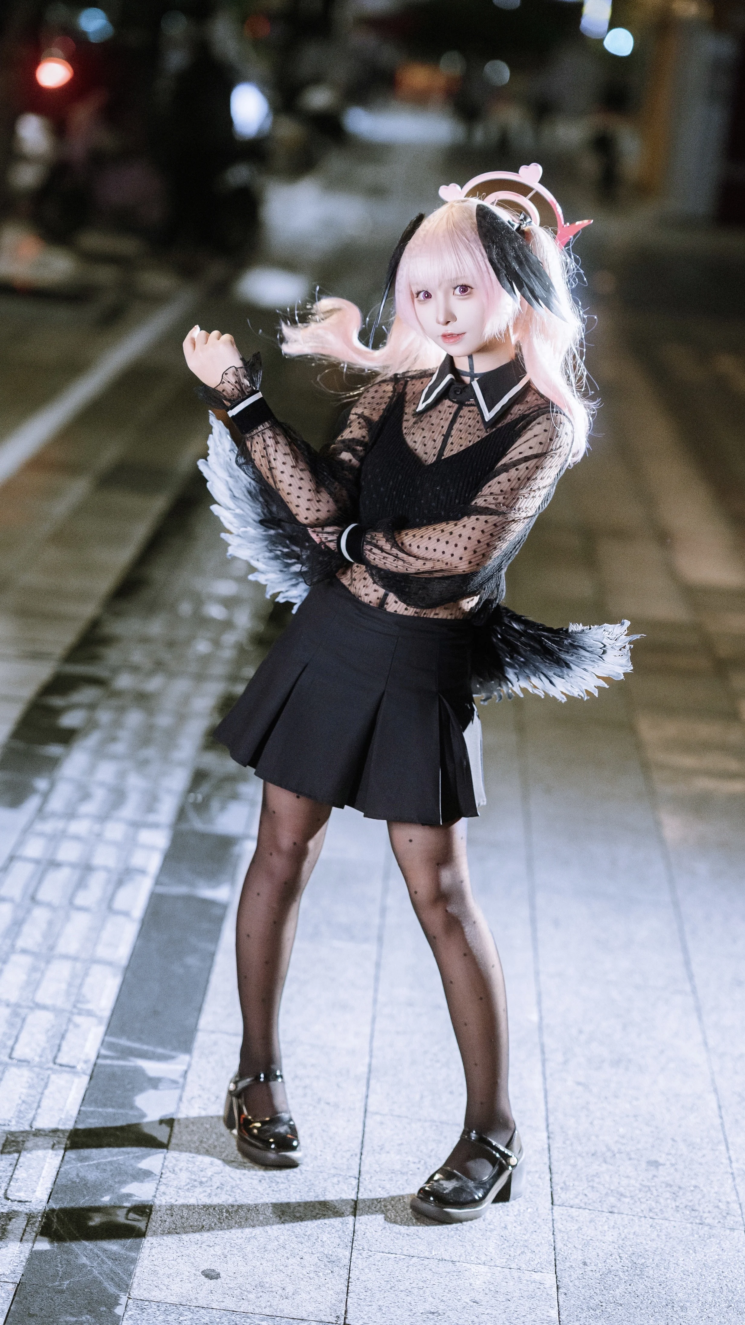 【下江小春cos】蔚藍檔案一番賞造型，夜間光斑下的波點黑絲 - 第 2 張