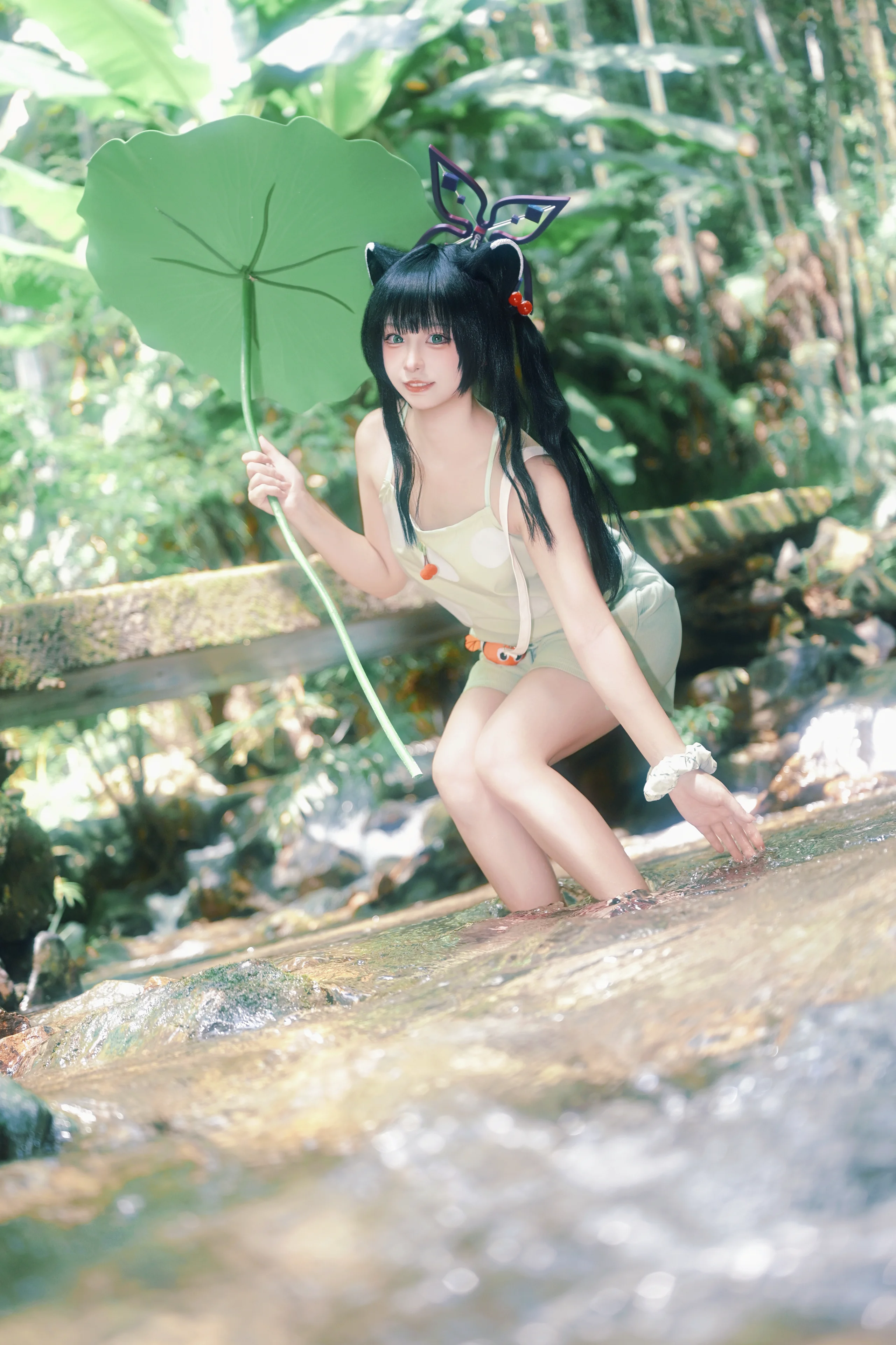 【春原瞬cos】蔚蓝档案夏日溪流，丹枫廊桥里的清凉时光 - 第 6 张