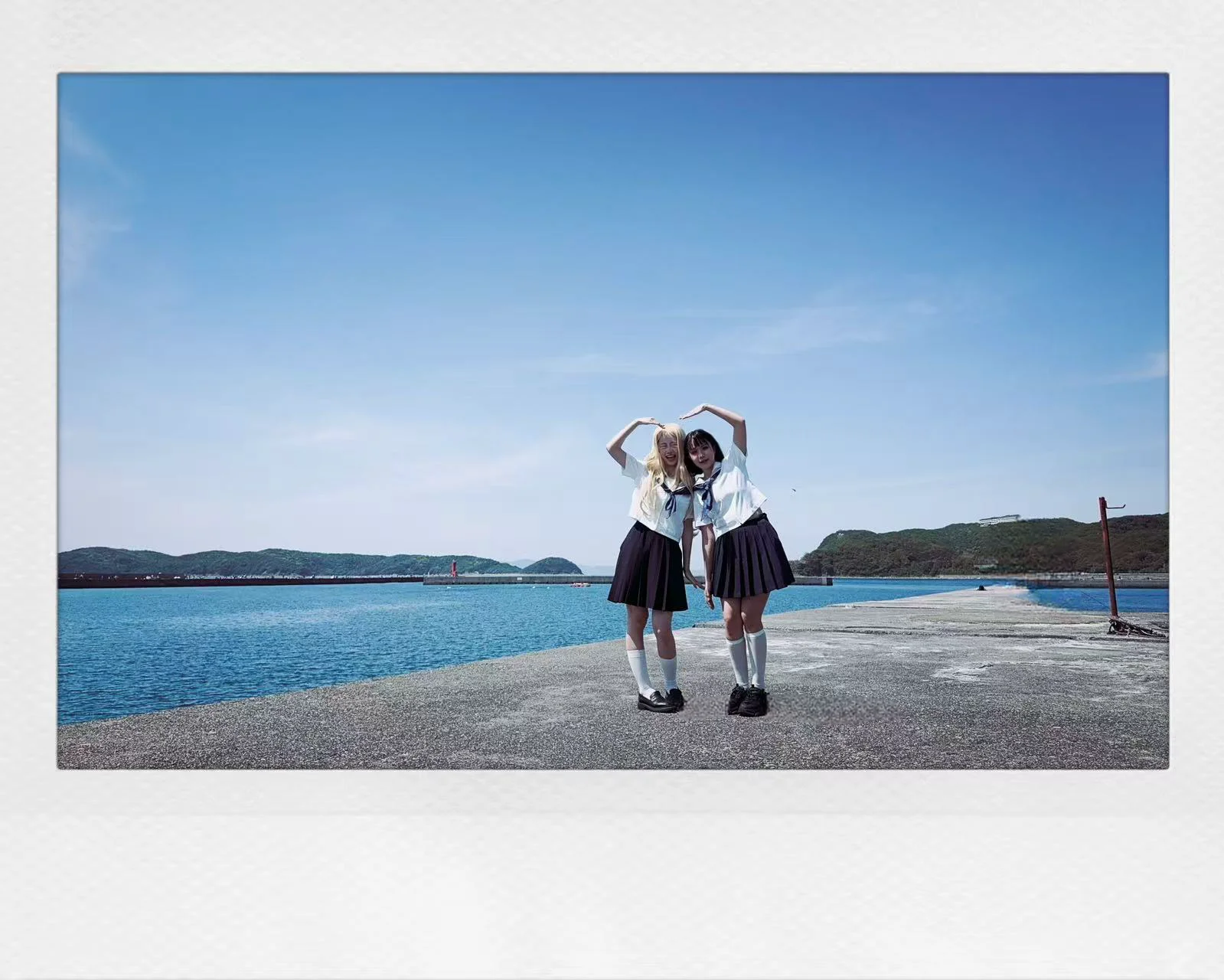 【小舟潮cos】夏日重现的实景，在港口和火车站里走走停停 - 第 4 张