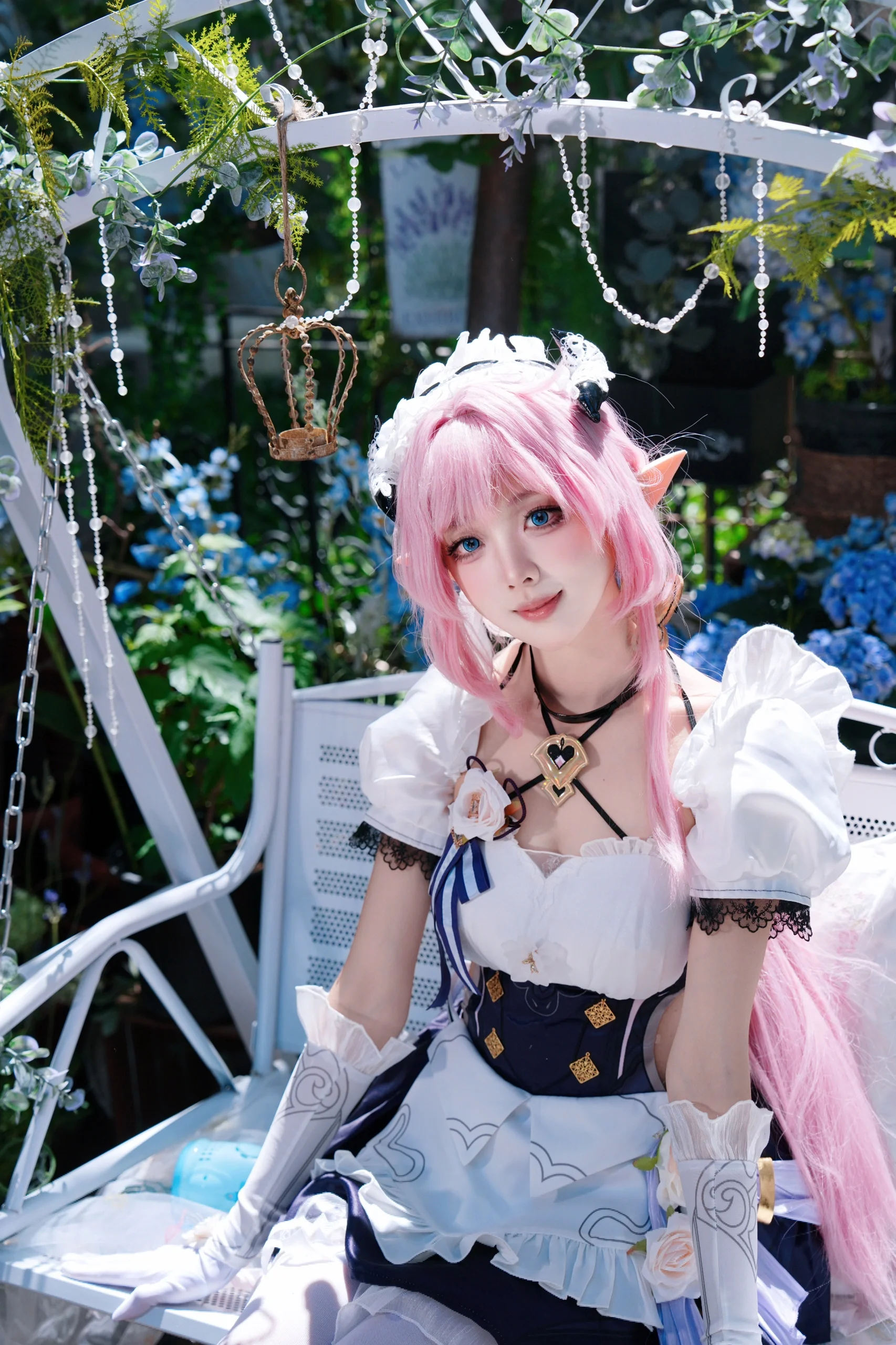 【爱莉希雅cos】崩坏三的夏日花园女仆，灵动感拉满 - 第 2 张