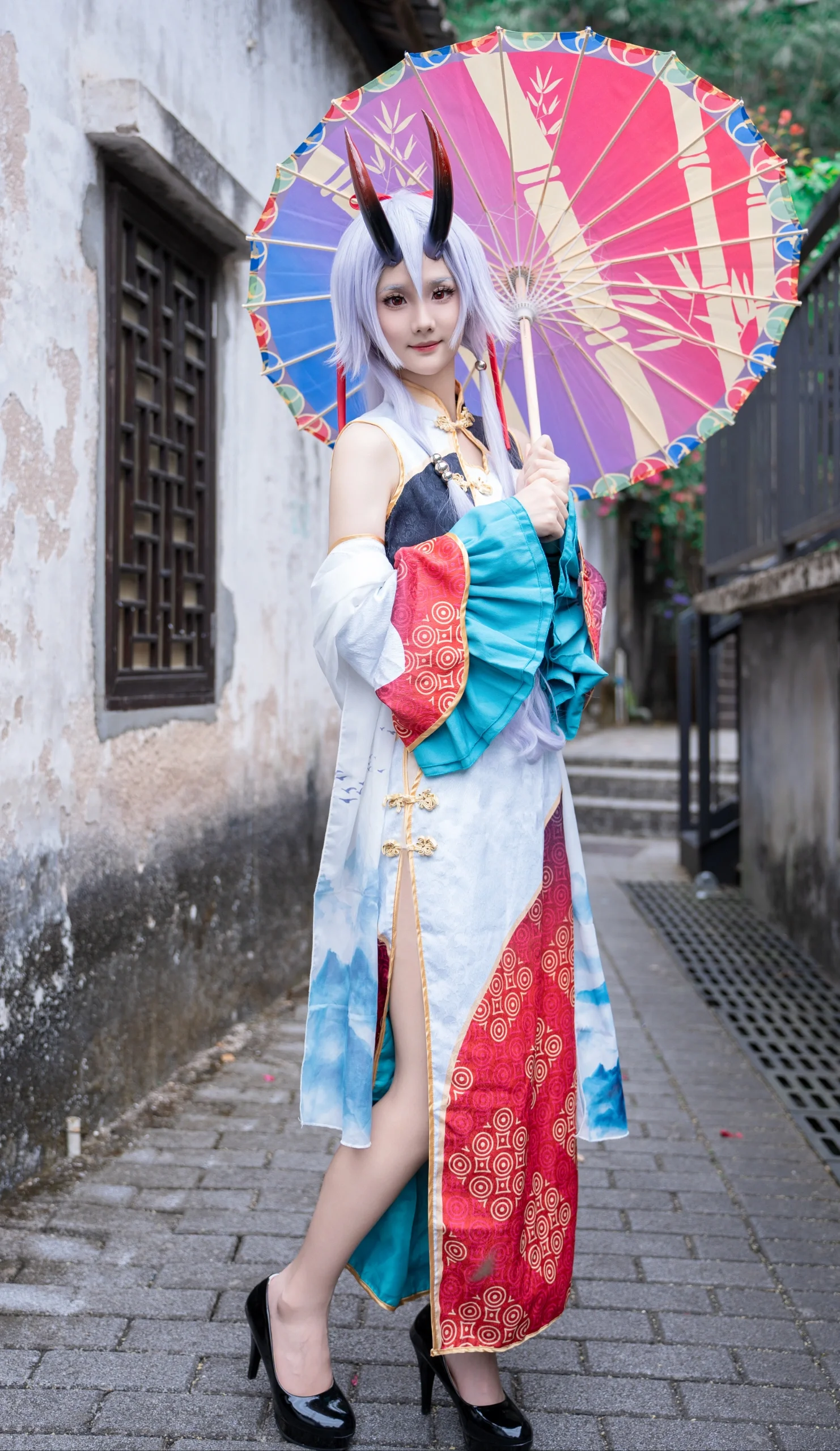 【巴御前cos】手持红蓝油纸伞，在FGO的国风画卷里漫步 - 第 5 张