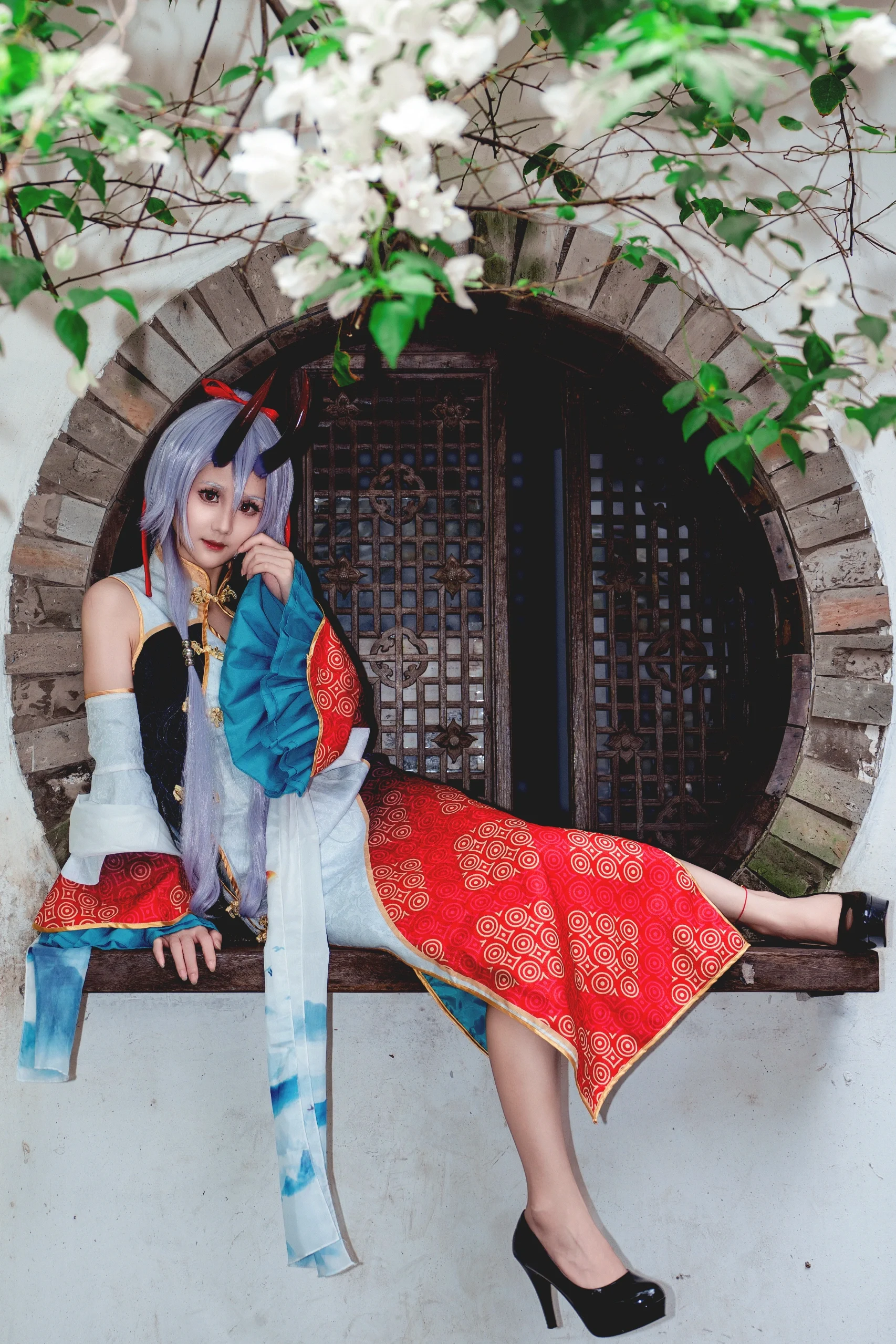 【巴御前cos】手持红蓝油纸伞，在FGO的国风画卷里漫步