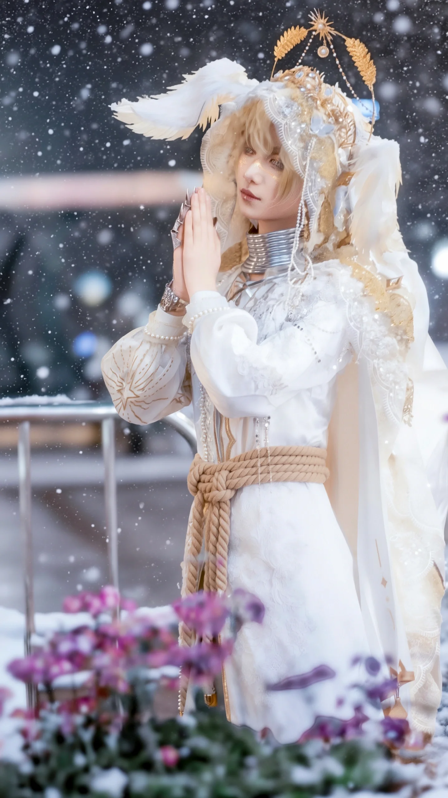 【月相先知cos】第五人格雪凝晦月实景拍摄，感受宿命的重量