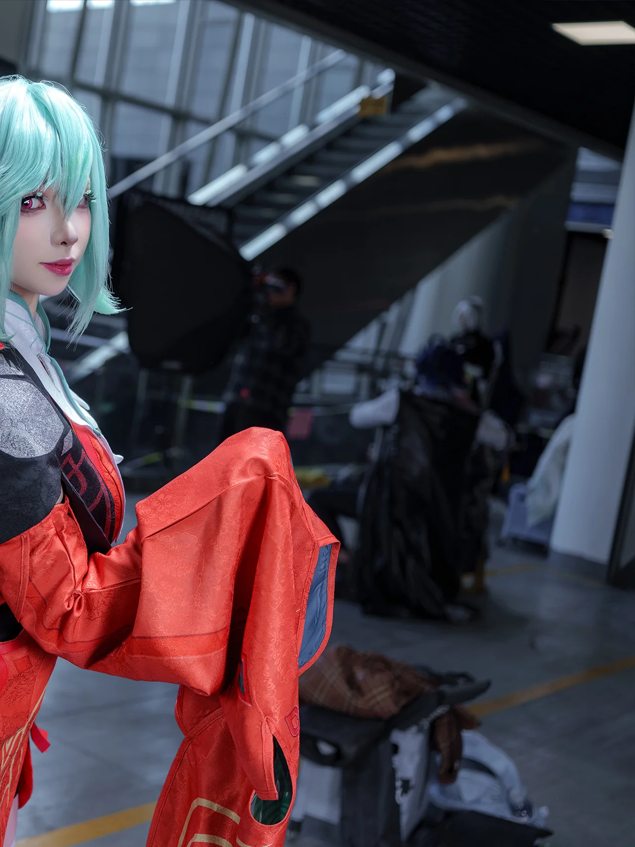 【少司缘cos】王者荣耀里的红白配色，漫展现场拍出的灵动感 - 第 4 张