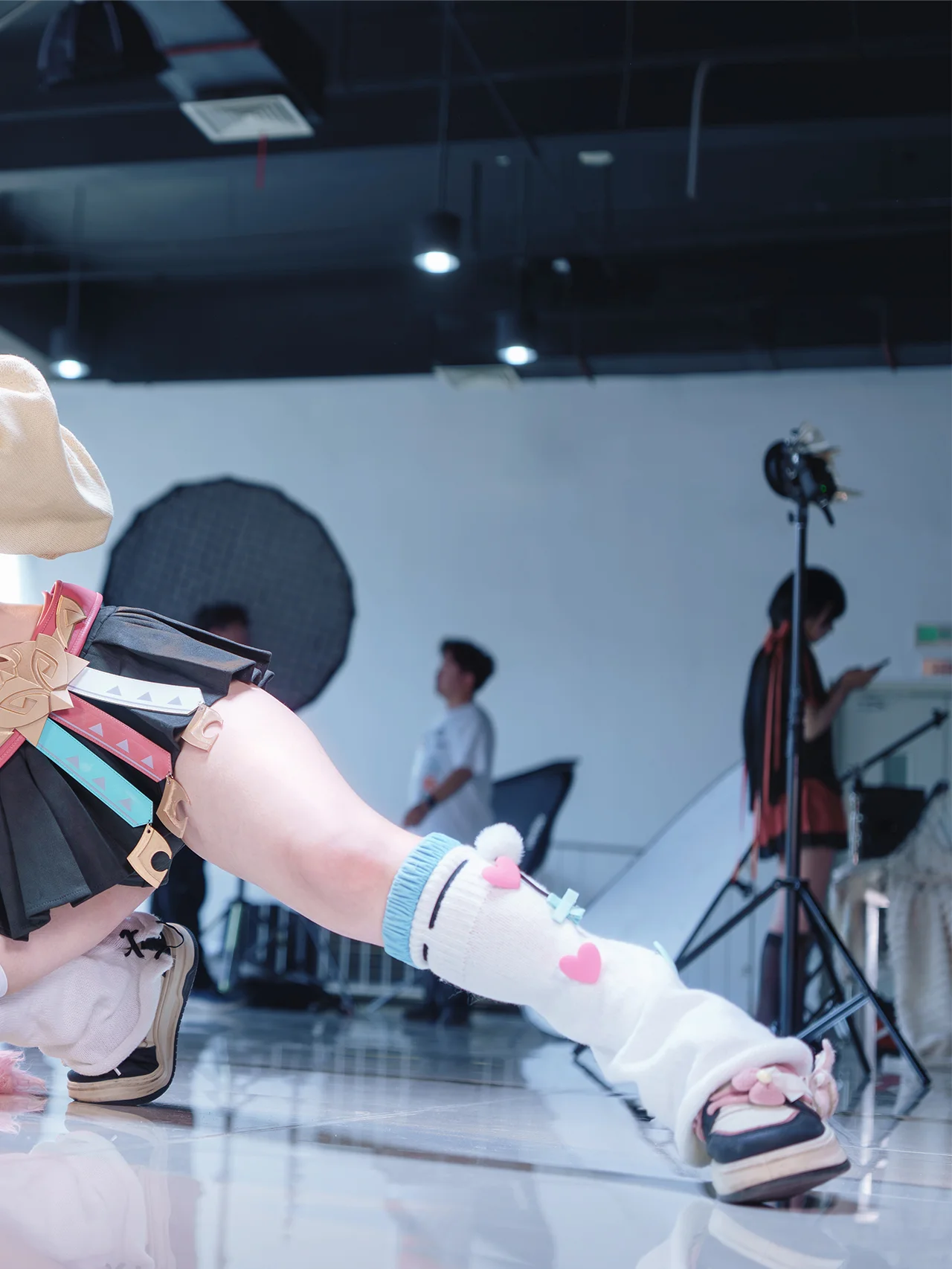 【瓦雷莎cos】原神里的牛牛女孩，拍摄现场还原度拉满 - 第 4 张