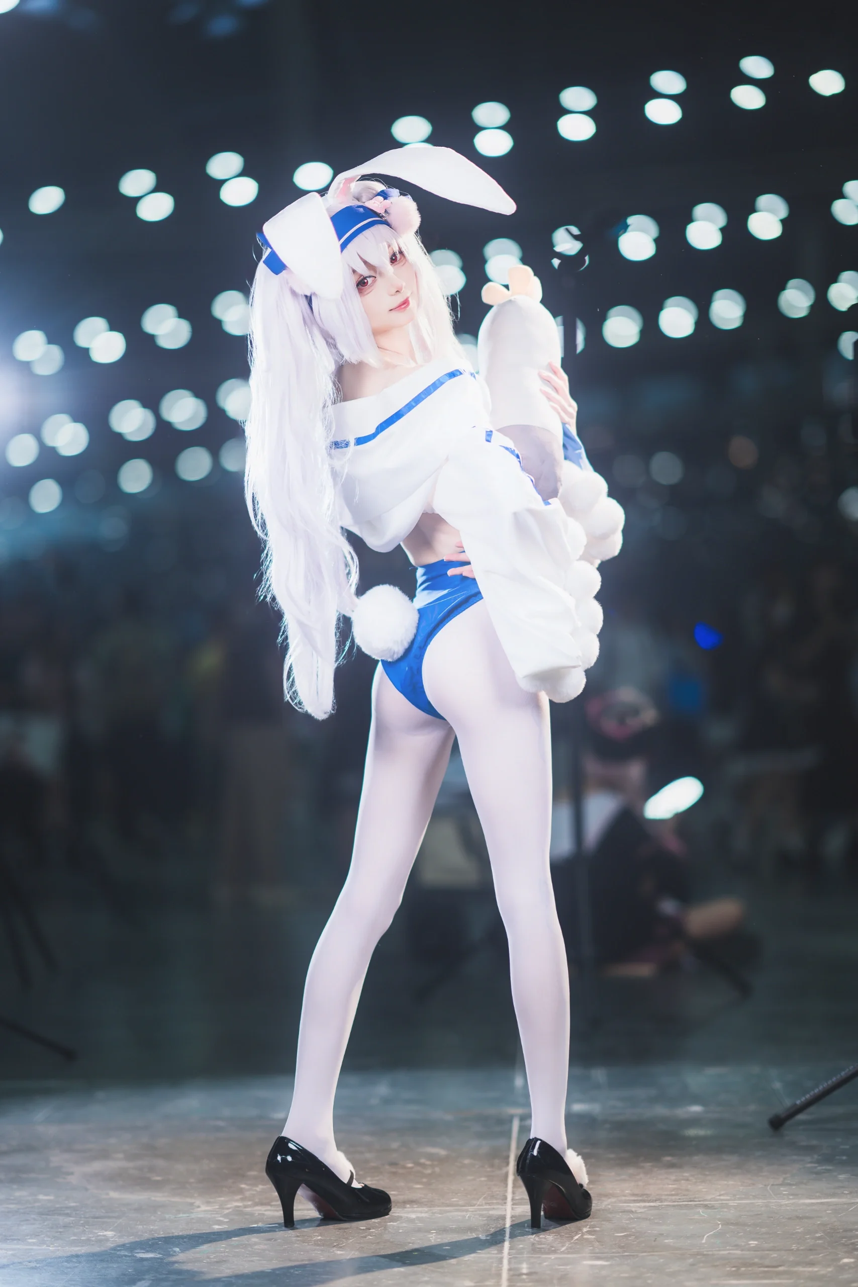 【ラフィー コスプレ】アズールレーンの深圳アニメフェスティバル バニーガール実写 - 1 枚目