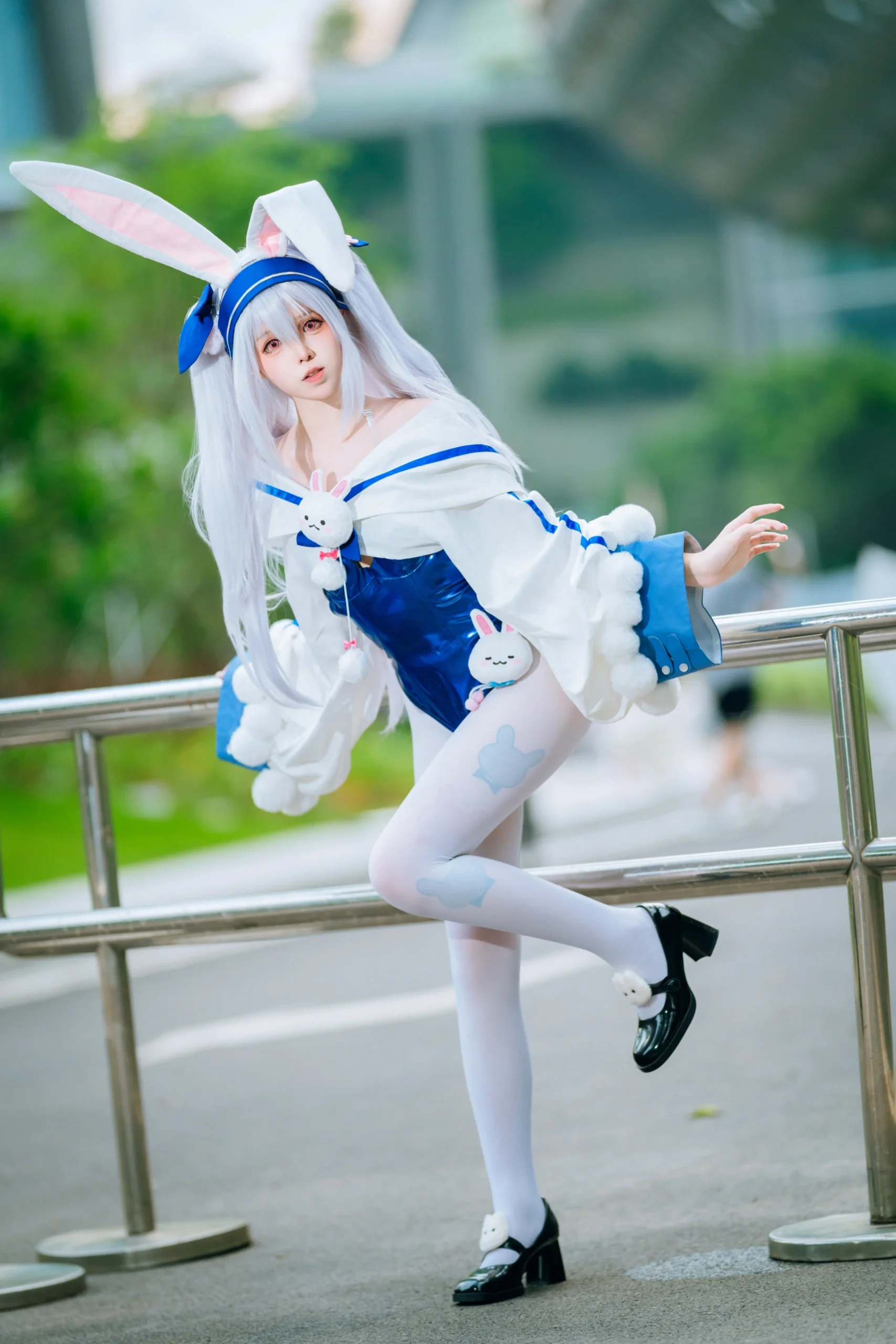 [Laffey cosplay] Azur Lane Bunny Girl Convention Outdoor Photoshoot Return Photos - Image 6
