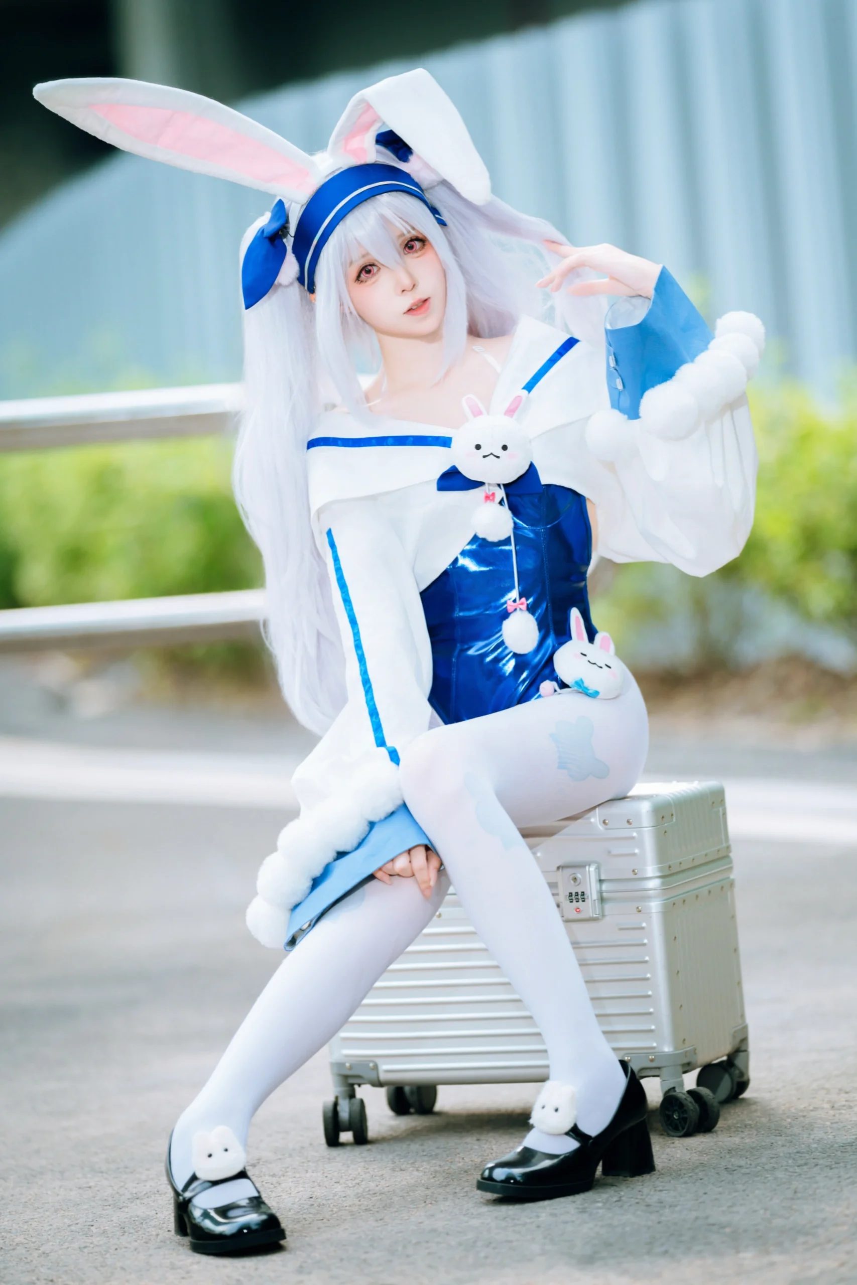 [Laffey cosplay] Azur Lane Bunny Girl Convention Outdoor Photoshoot Return Photos - Image 9
