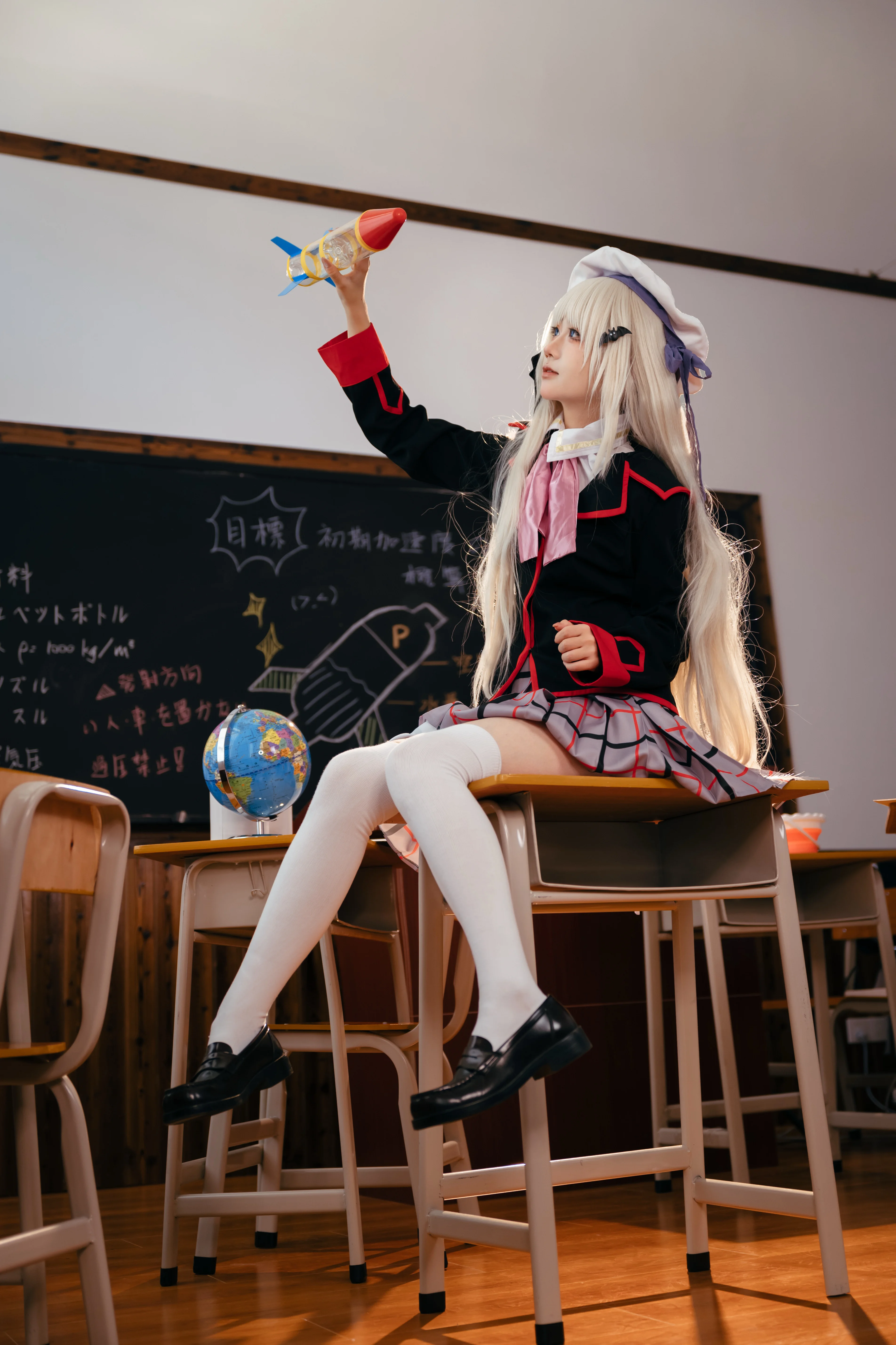 【能美库特cos】小小克星的校园太空实验室 - 第 2 张