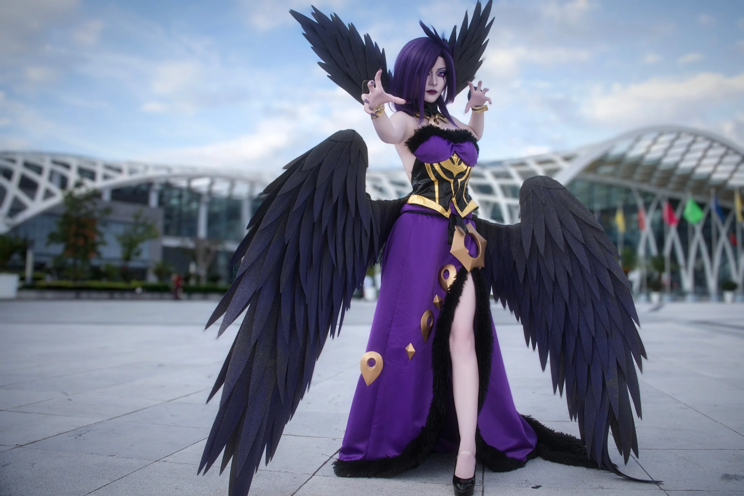 【莫甘娜cos】英雄联盟中的堕落天使，黑紫羽翼的现实投影 - 第 7 张