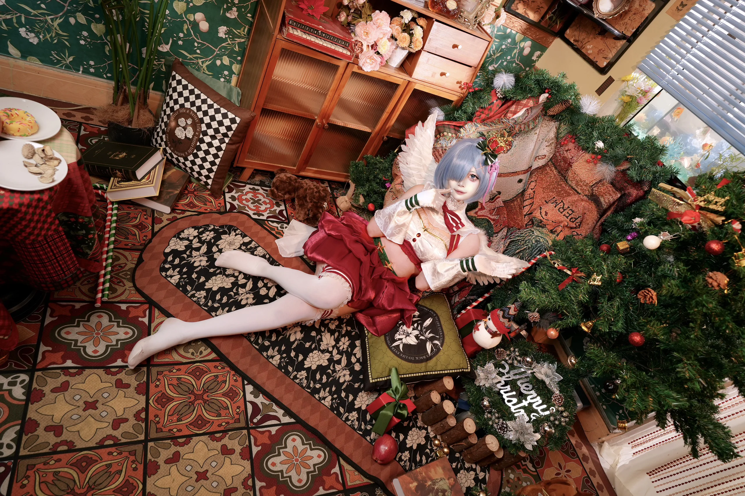 【レム コスプレ】『Re:ゼロから始める異世界生活』、クリスマスの夜の温かな寄り添い - 7 枚目