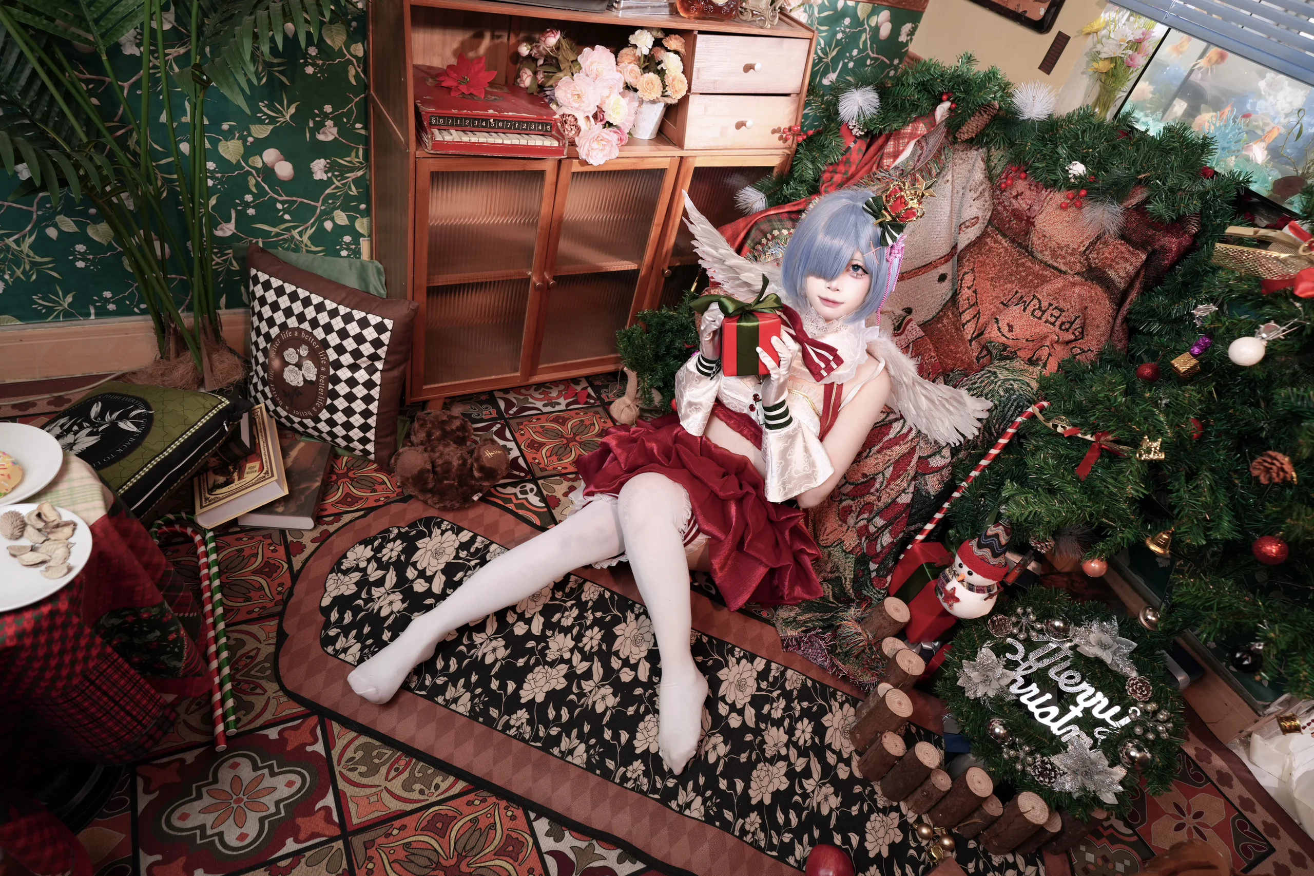【レム コスプレ】『Re:ゼロから始める異世界生活』、クリスマスの夜の温かな寄り添い - 8 枚目