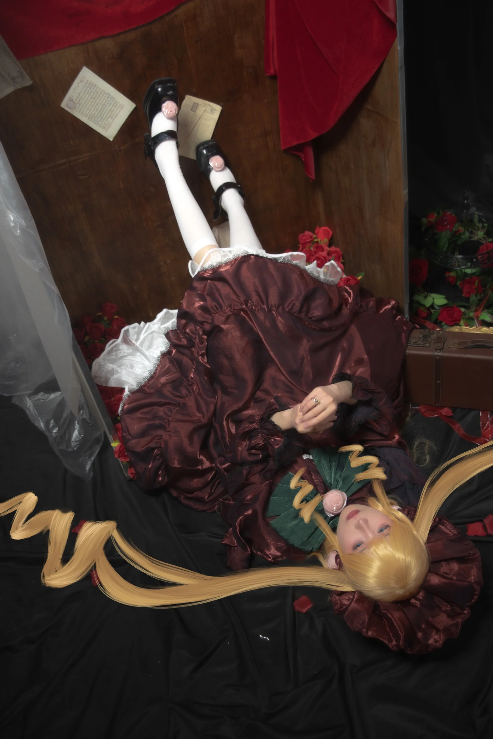 【真红cos】被遗忘的蔷薇少女，木箱中的孤独人偶 - 第 4 张