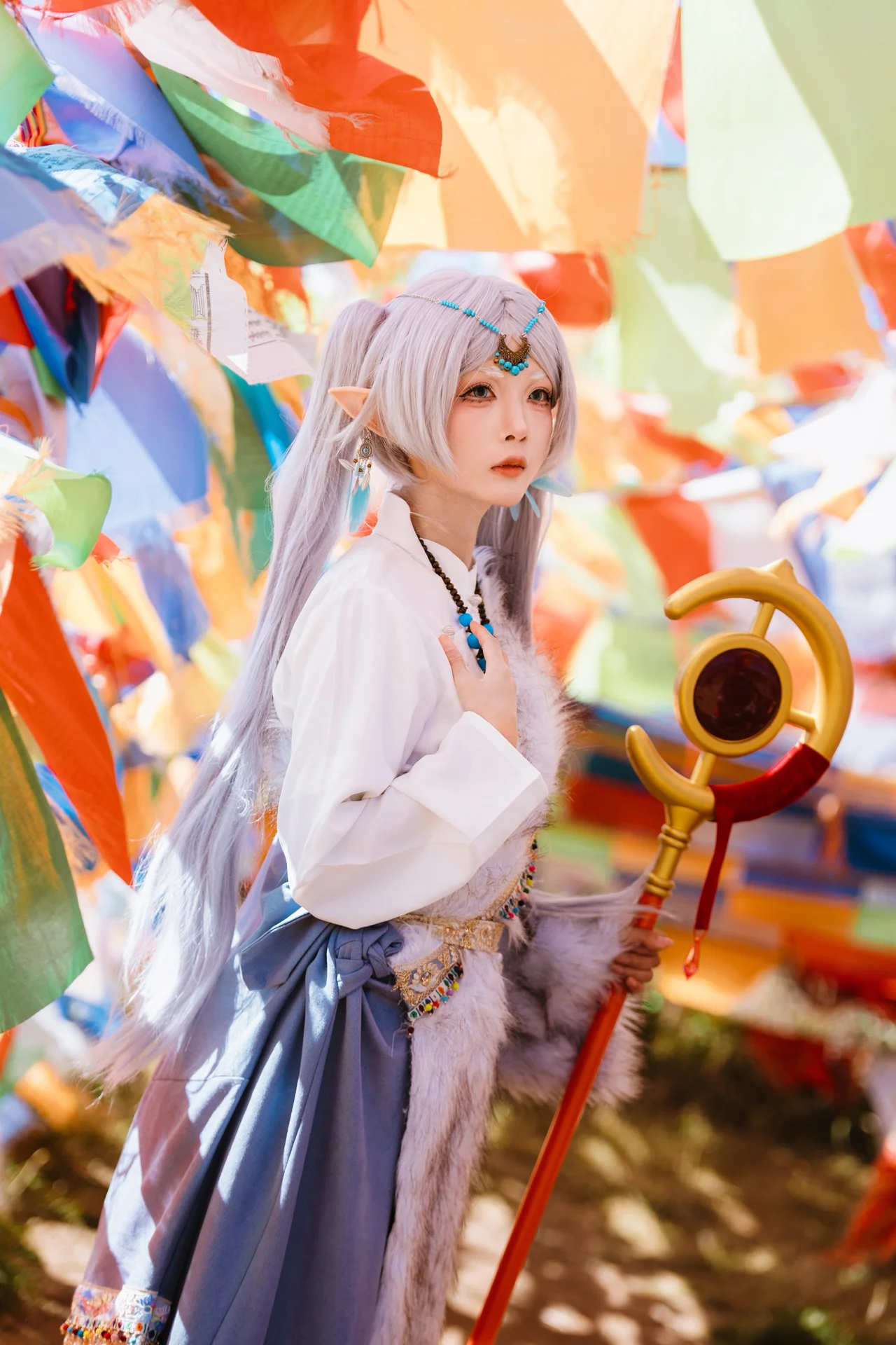 【フリーレン コスプレ】チベットのタルチョが棚引く旅、葬送のフリーレンへ捧ぐ - 4 枚目