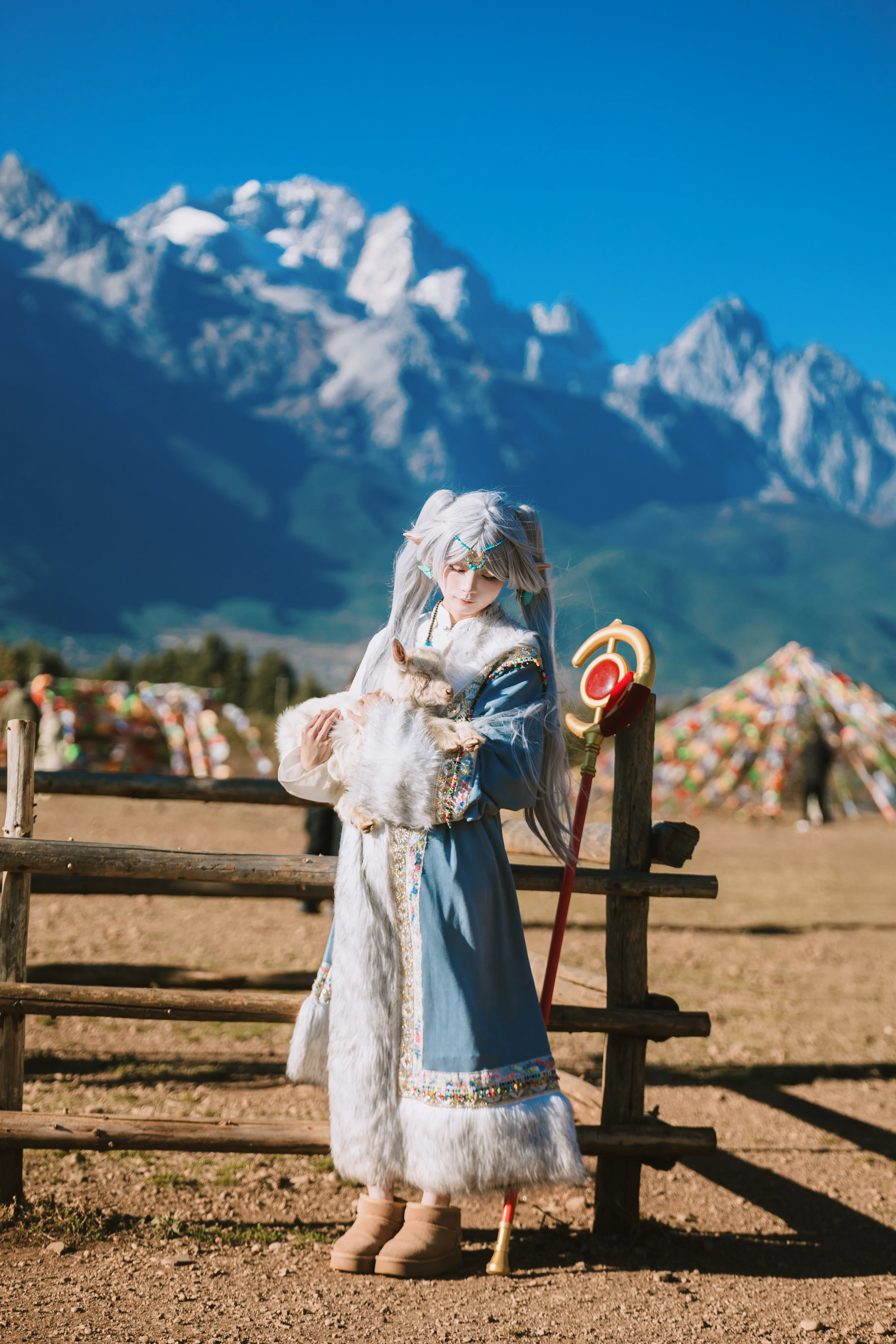 【芙莉莲cos】雪山下的精灵魔法使，在丽江吹着大风拍摄 - 第 2 张