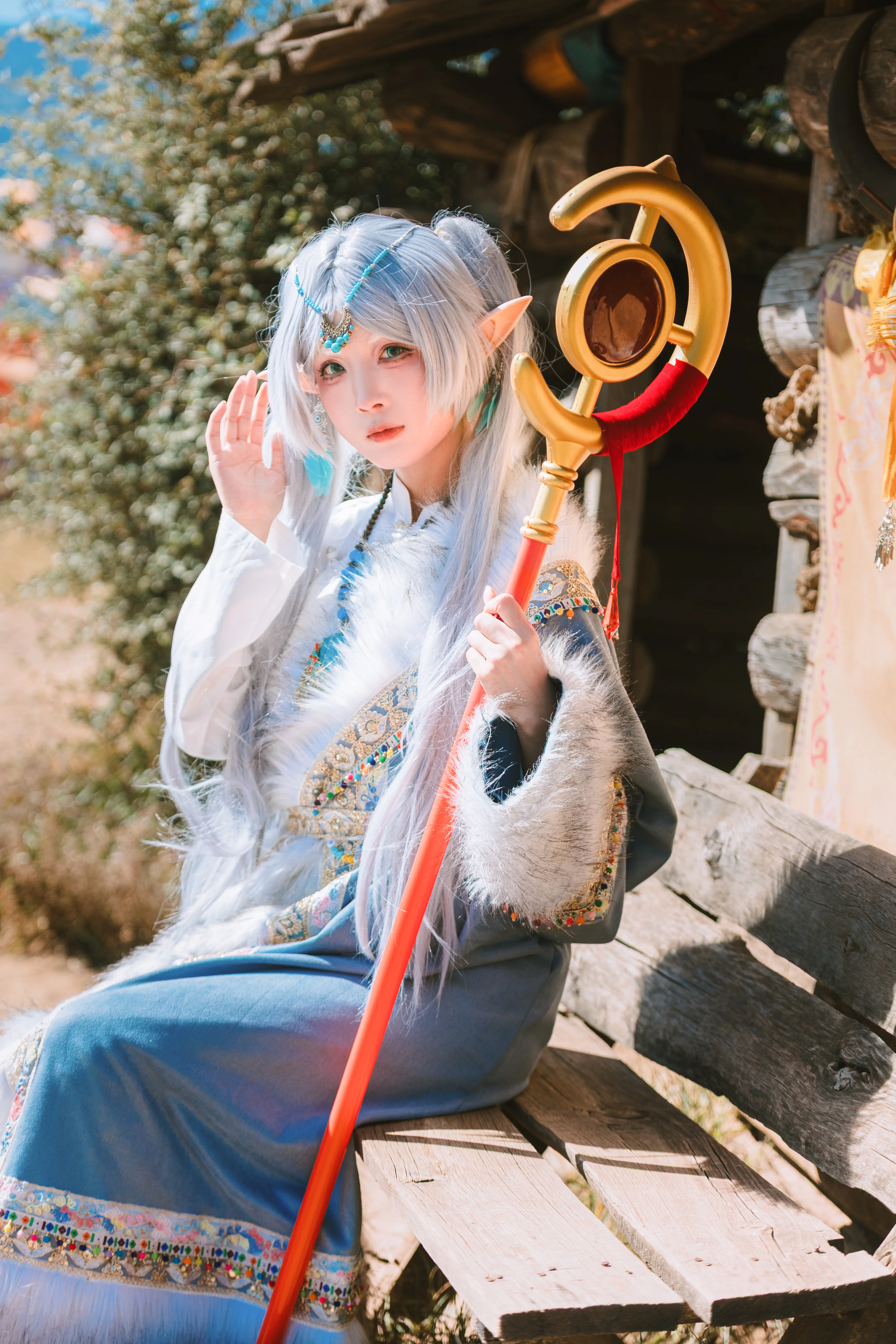 【芙莉莲cos】雪山下的精灵魔法使，在丽江吹着大风拍摄 - 第 3 张