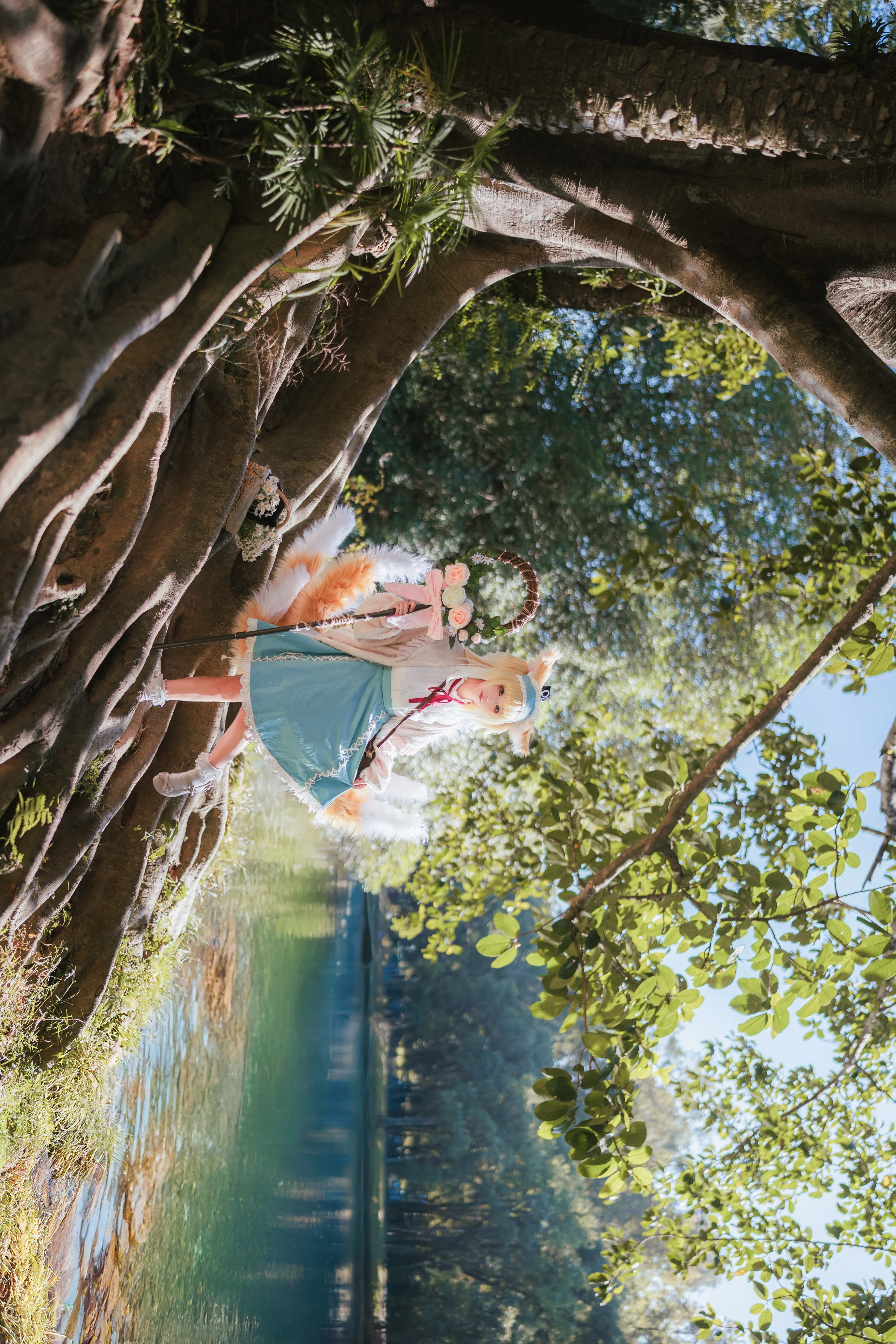 [Suzuran Cosplay] Arknights: Ode to Spring, Wandering Under the Giant Banyan Tree - Image 2