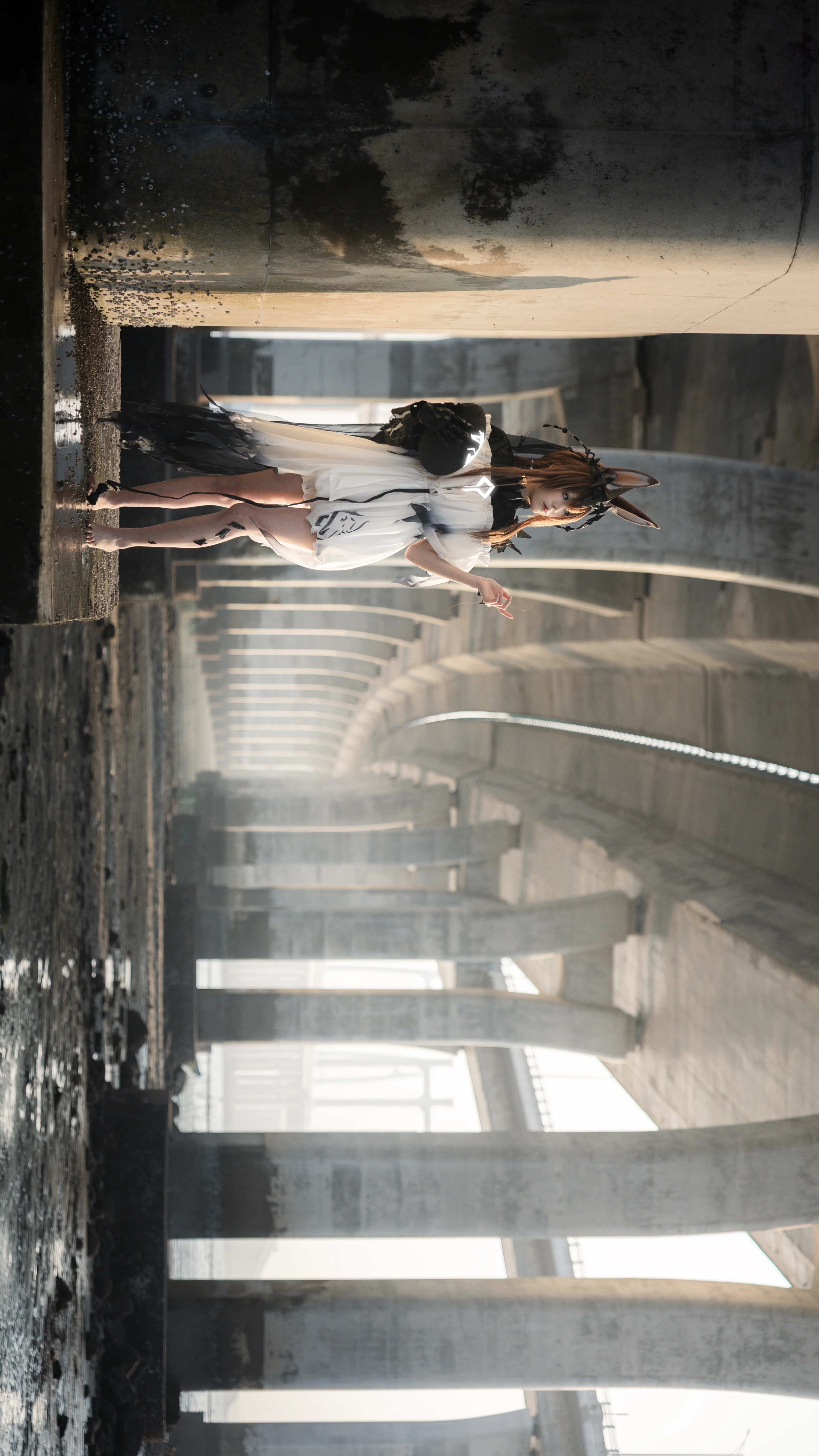 【阿米娅cos】废墟大桥下的魔王兔，探寻真实的废土感 - 第 6 张
