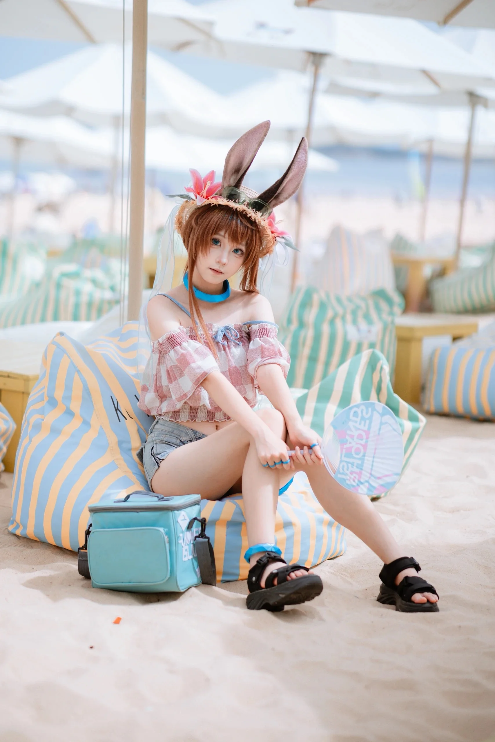 【阿米娅cos】夏日海滩的清爽，阳光下的火蓝之心 - 第 10 张