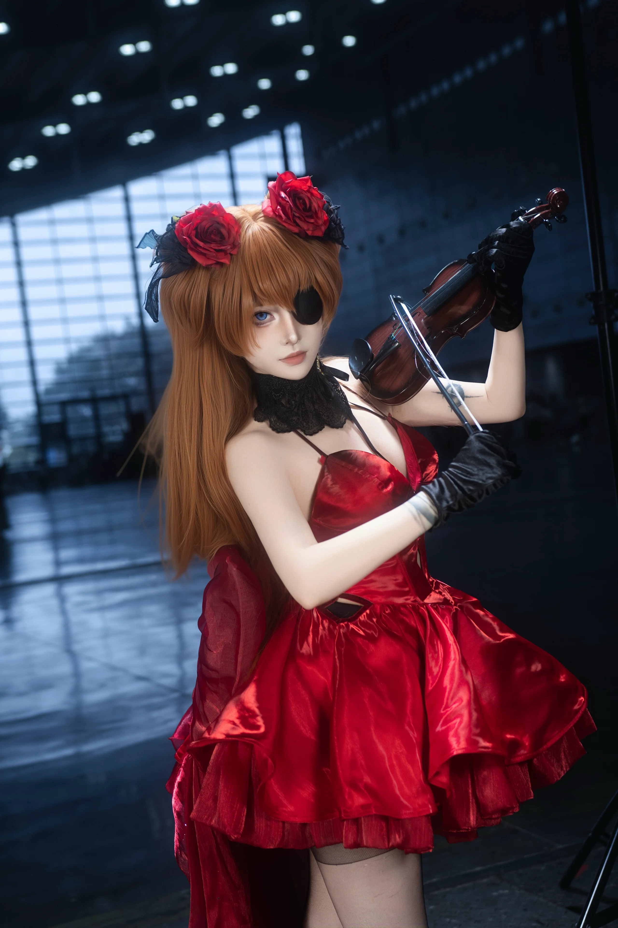 【明日香cos】NIKKE联动红礼服，握紧长矛的信念 - 第 7 张