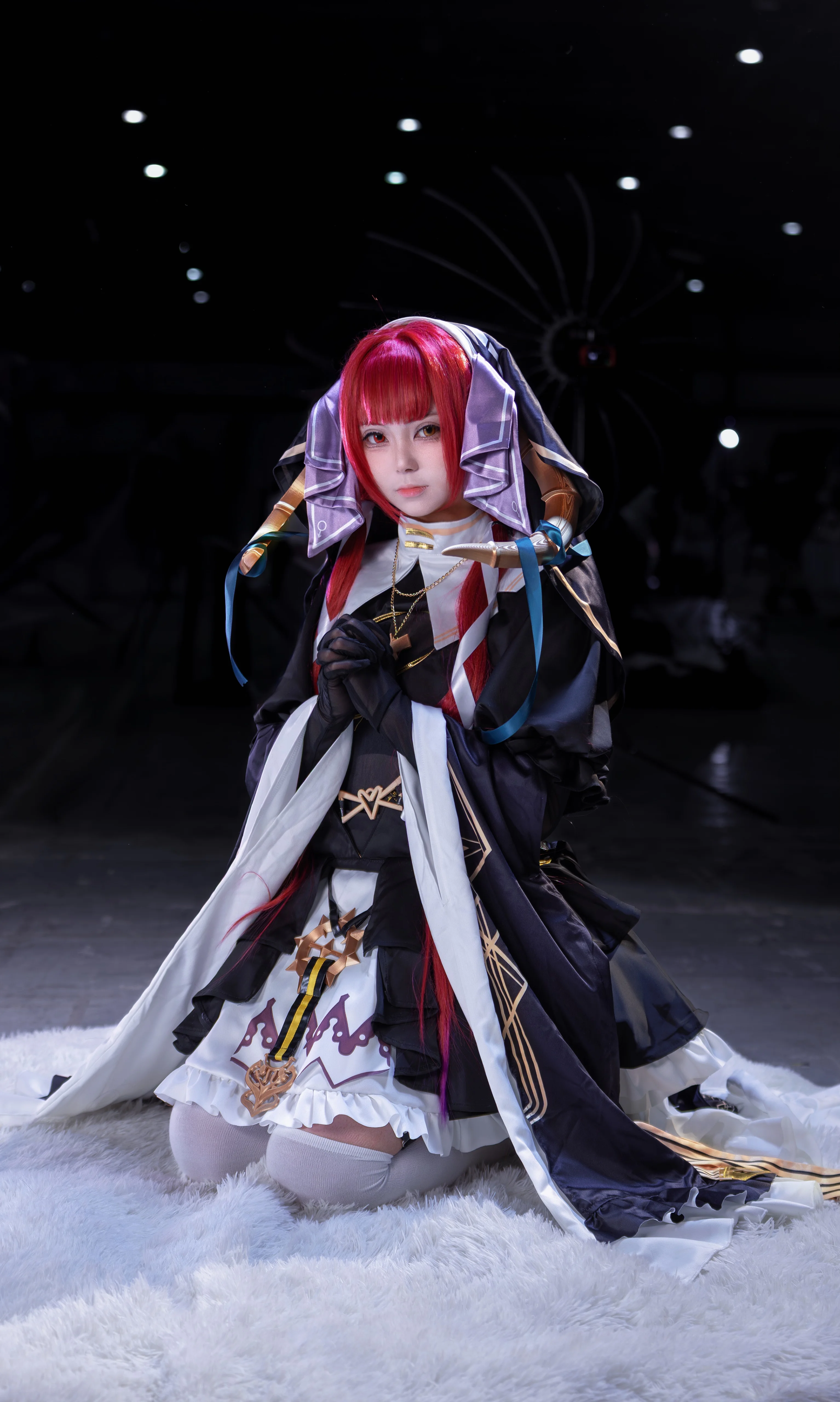 【寶鍾瑪琳cos】穿上修女裝，依舊保持hololive的活潑本色 - 第 2 張