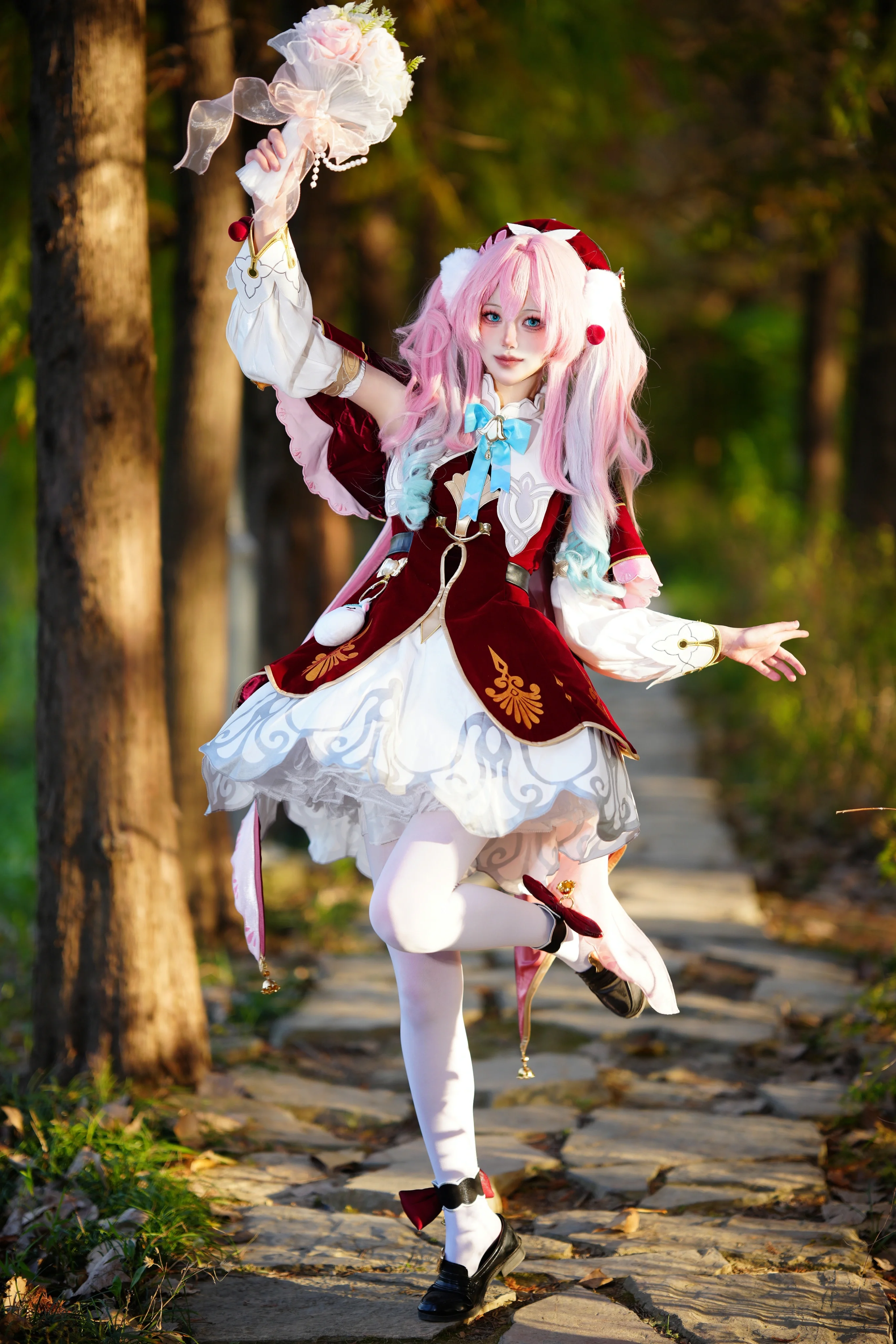 【风堇cos】崩坏星穹铁道的虹光，定格在林间小径