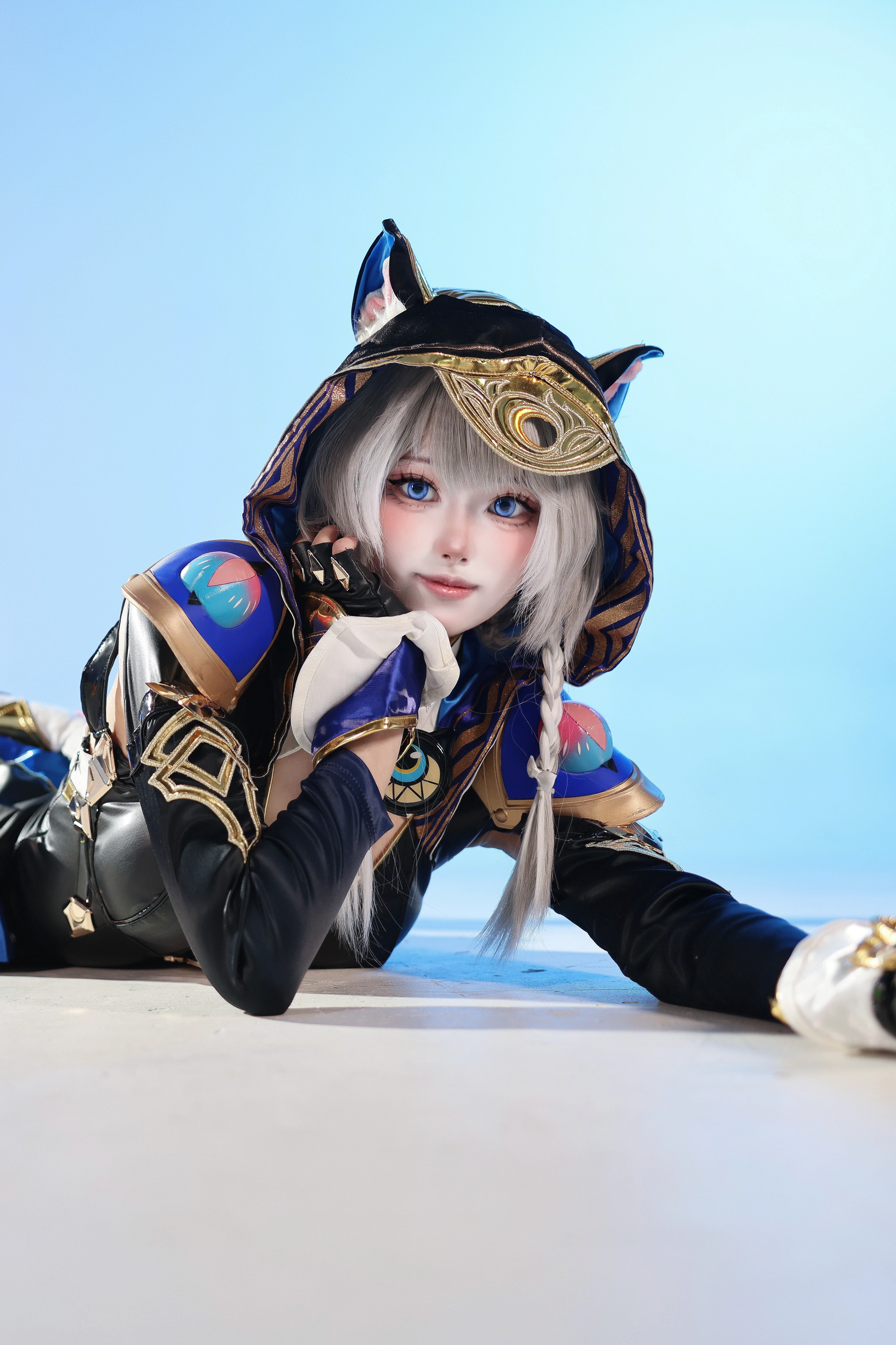 【赛飞儿cos】崩坏星穹铁道里的灵动猫兽，迷眼深邃 - 第 3 张
