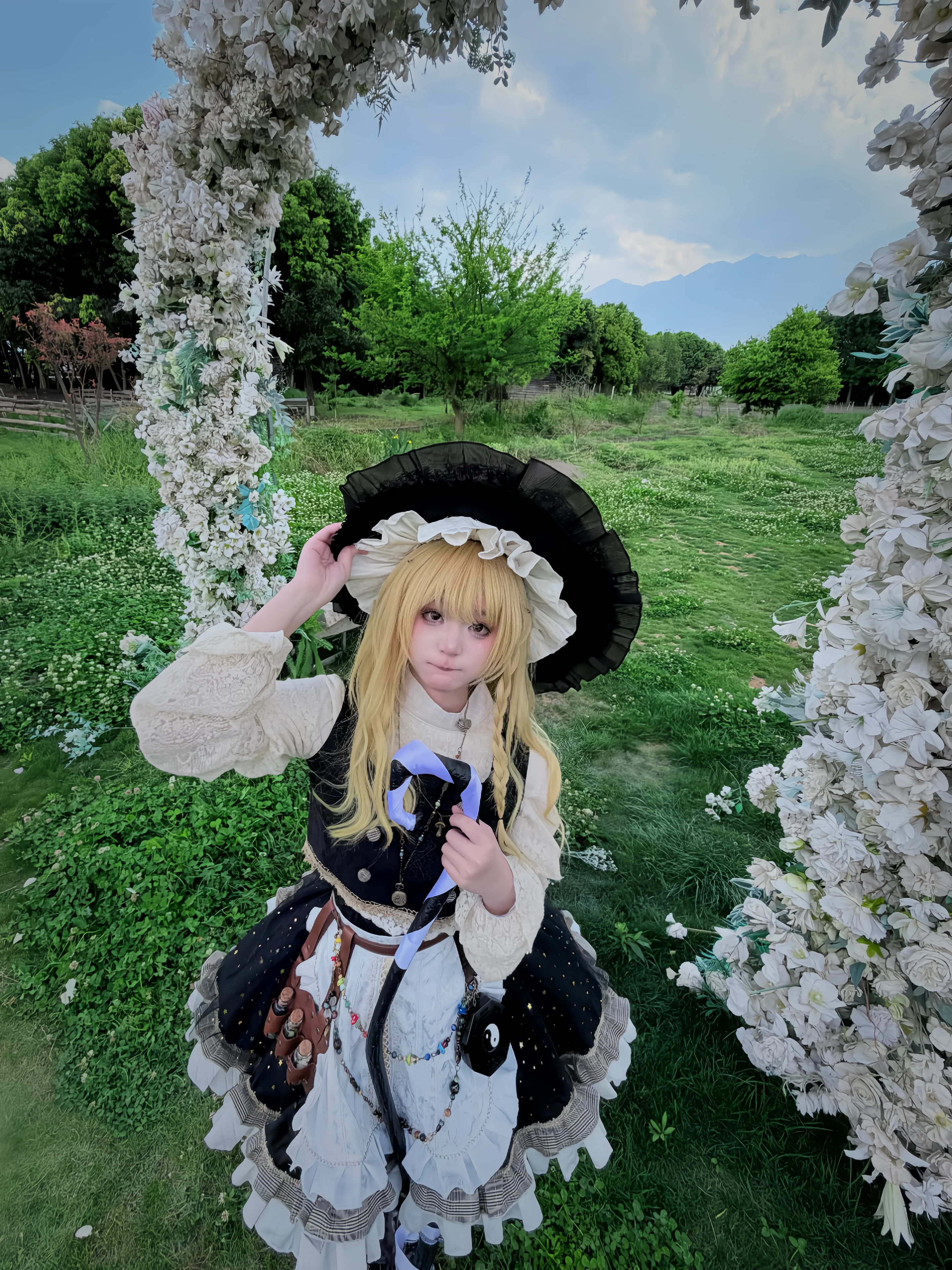 【霧雨魔理沙 コスプレ】東方Projectの魔法使いの屋外撮影日誌 - 2 枚目