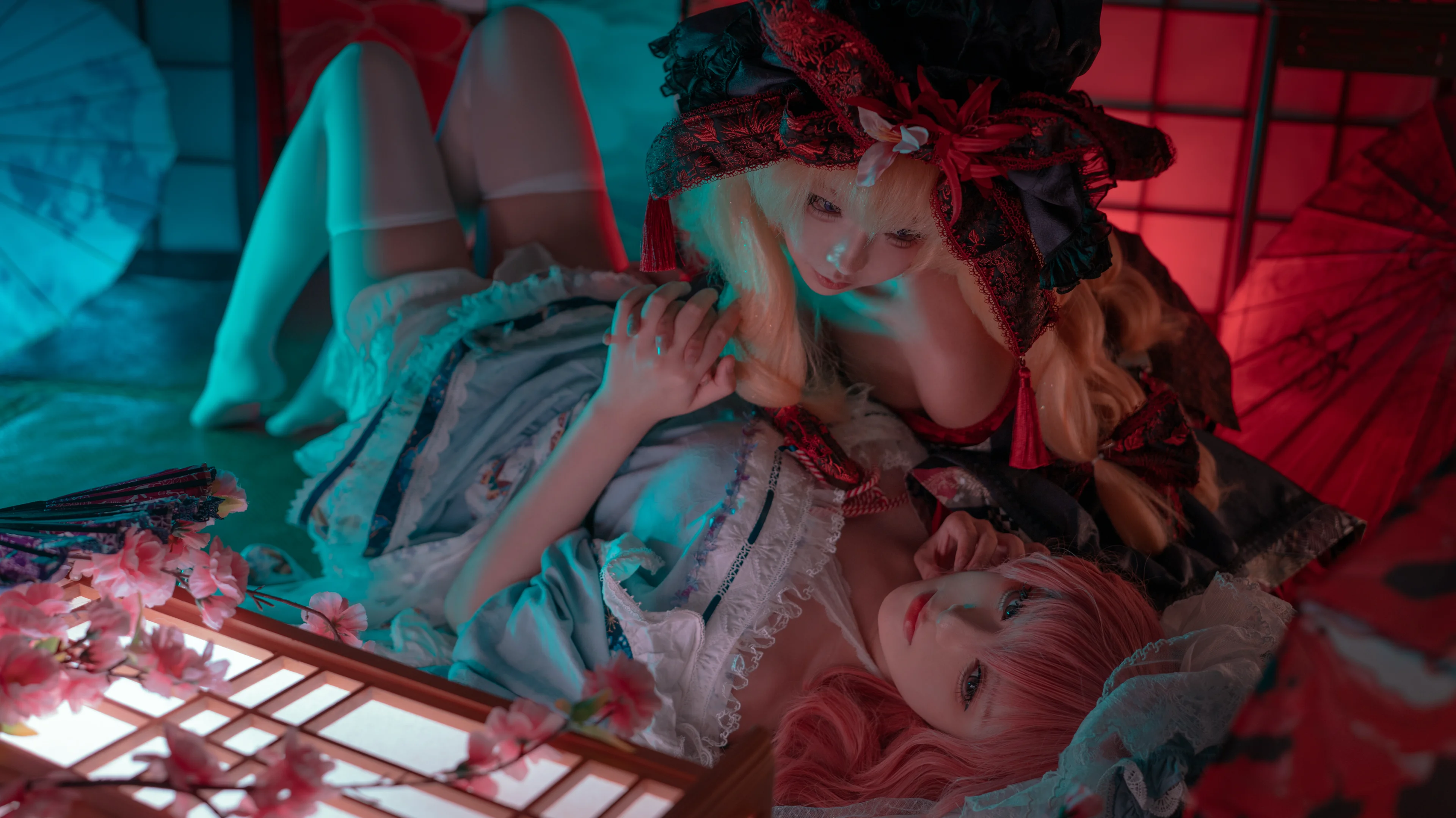 【八云紫cos】东方project幻想乡的红蓝光影