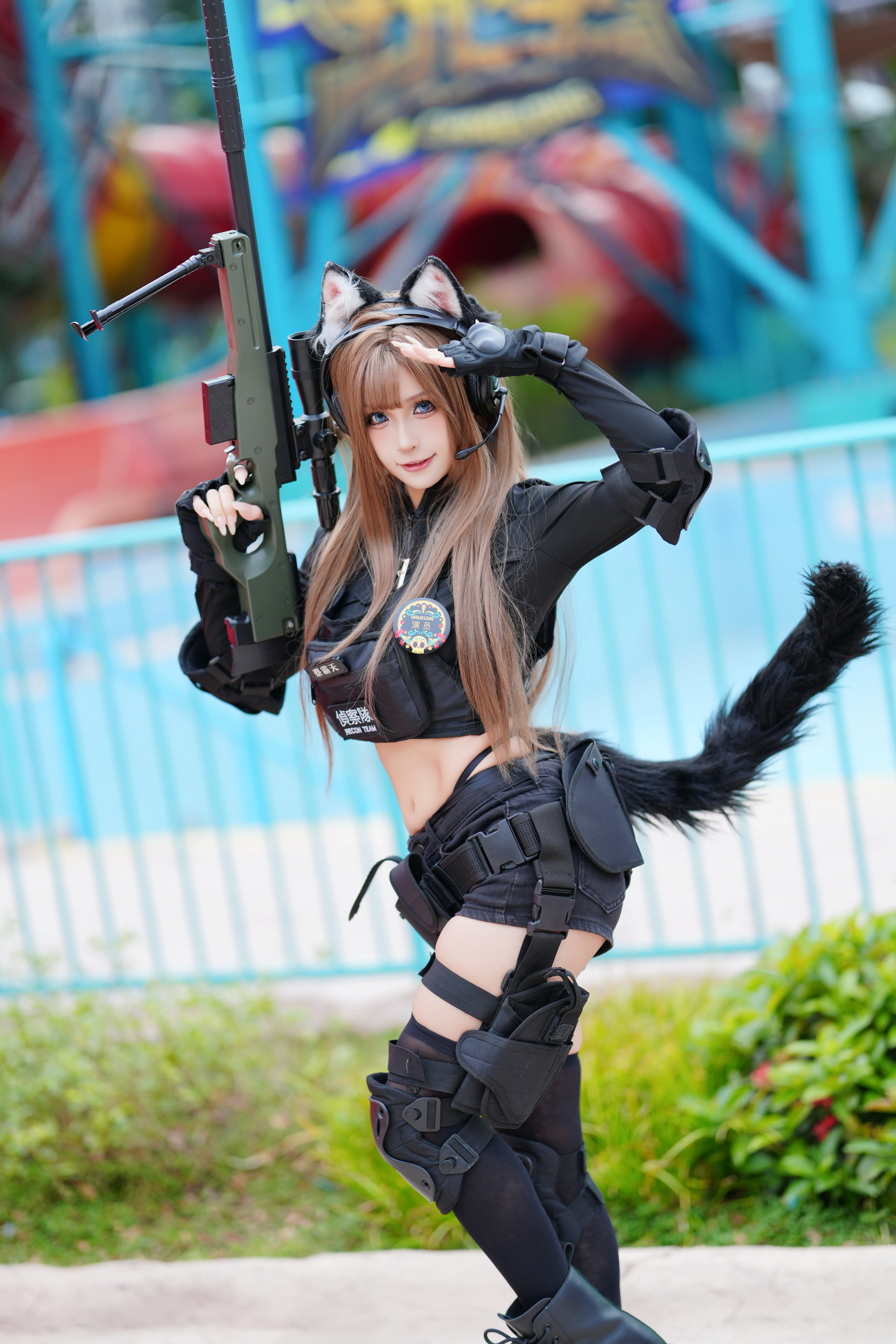 【战术娘cos】黑色战术装备搭配兽耳元素的户外正片 - 第 12 张