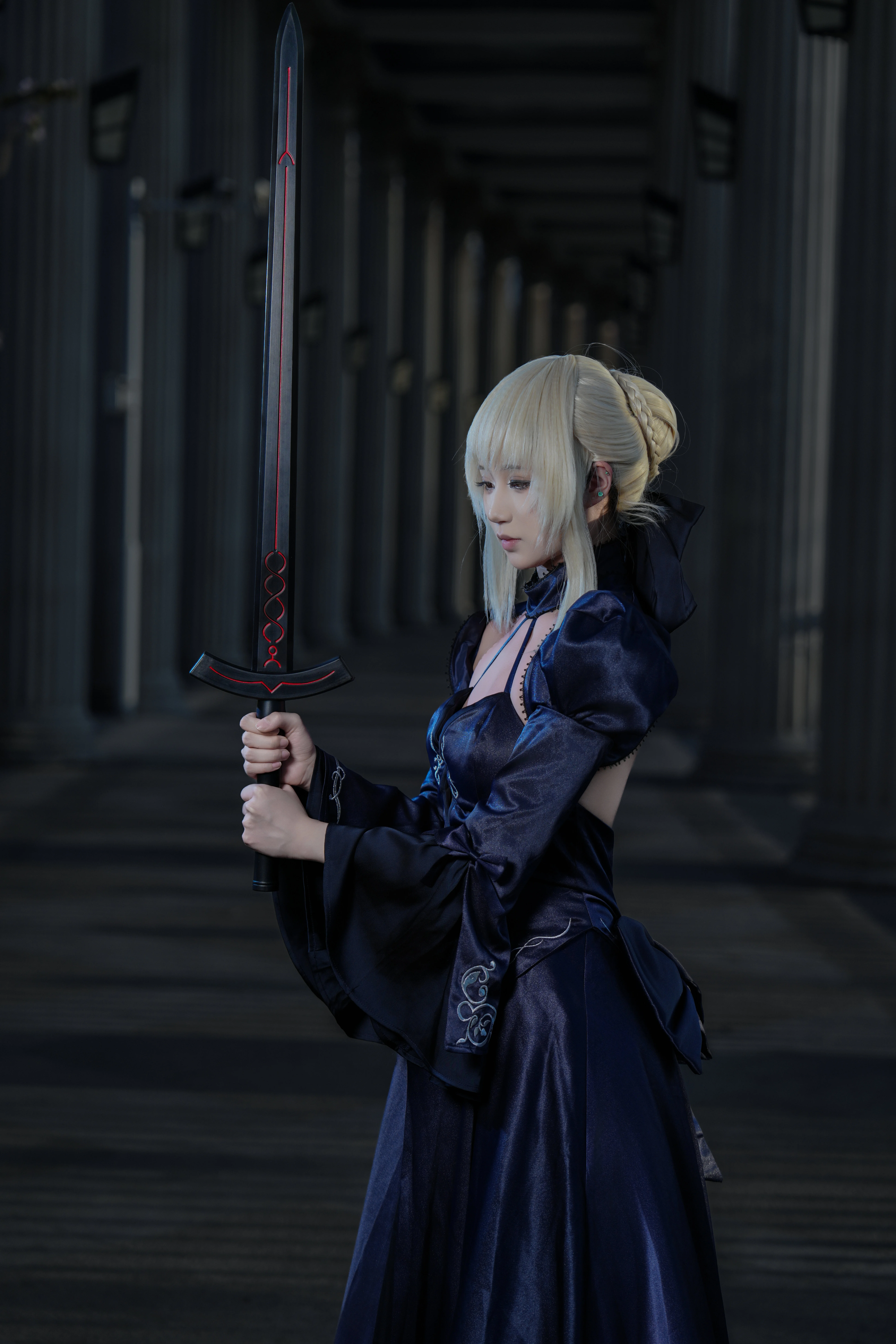 【阿尔托莉雅cos】Fate/Grand Order，剑之所向便是我的前路 - 第 5 张