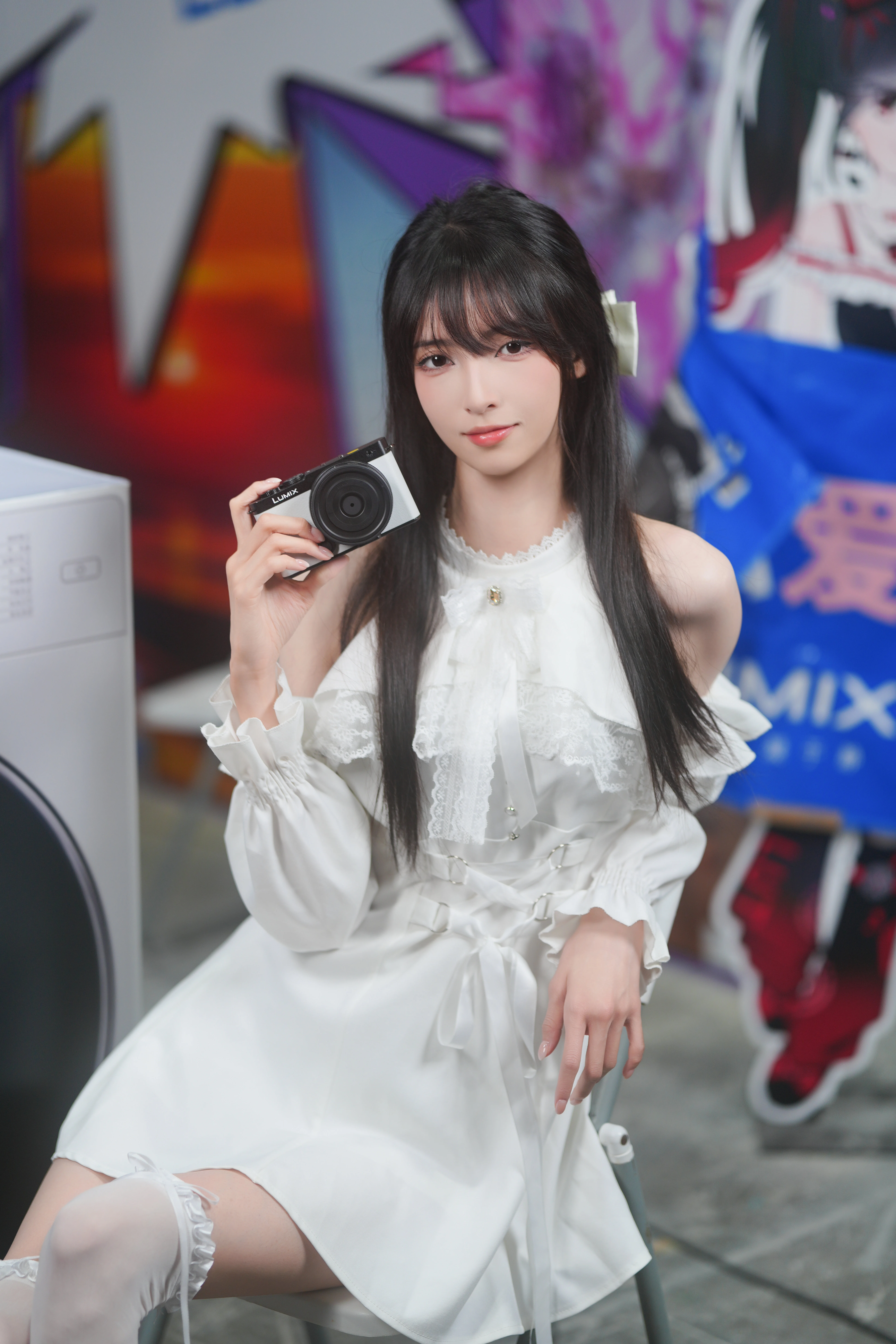 Firefly ACG Expo White Lace Dress Paired with Panasonic Camera Convention Photos Record - Image 1