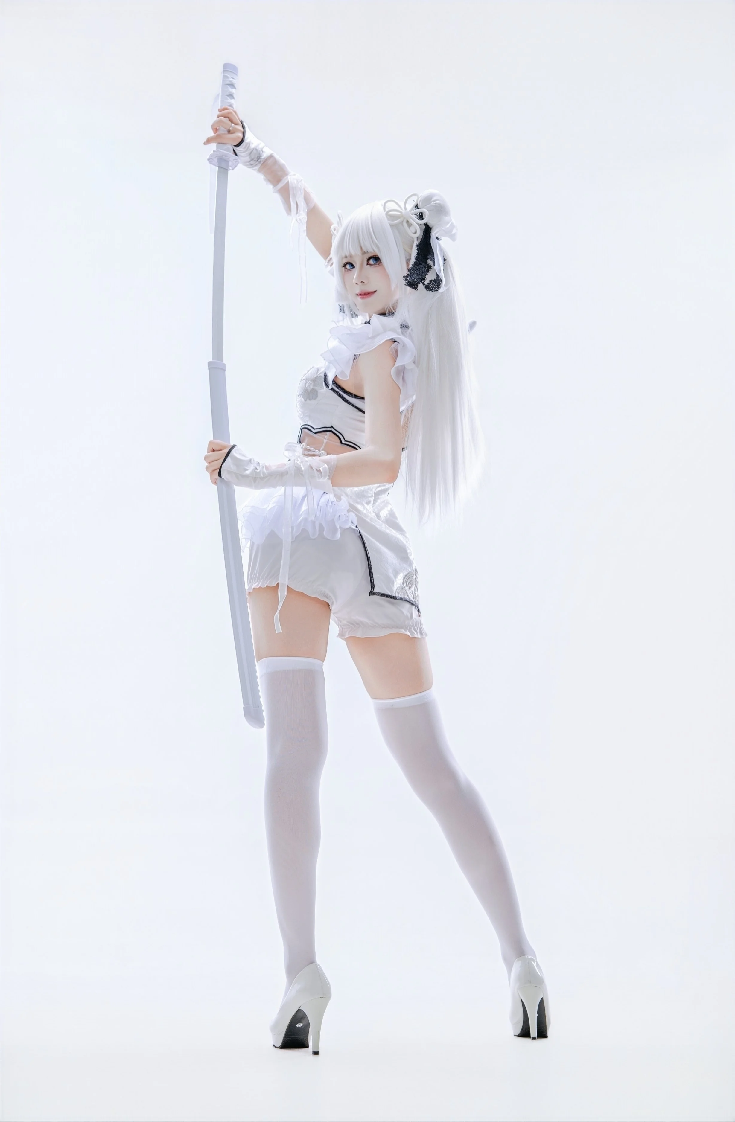 【殷紫萍cos】永劫无间的玉髓冰心，白衣持鞘的一瞬