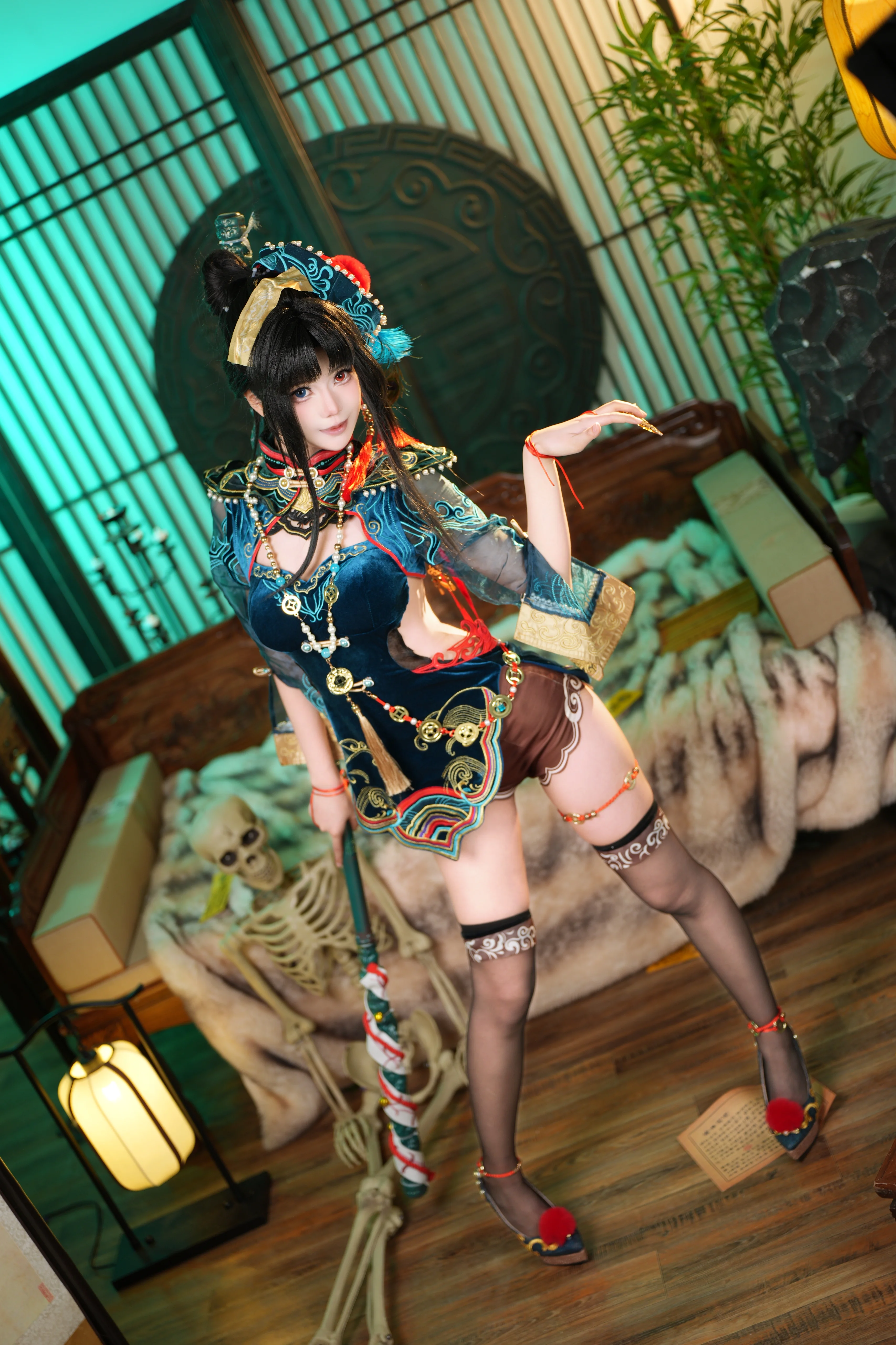 【玉玲瓏cos】永劫無間裡那隻古靈精怪的墨行衣小殭屍 - 第 2 張