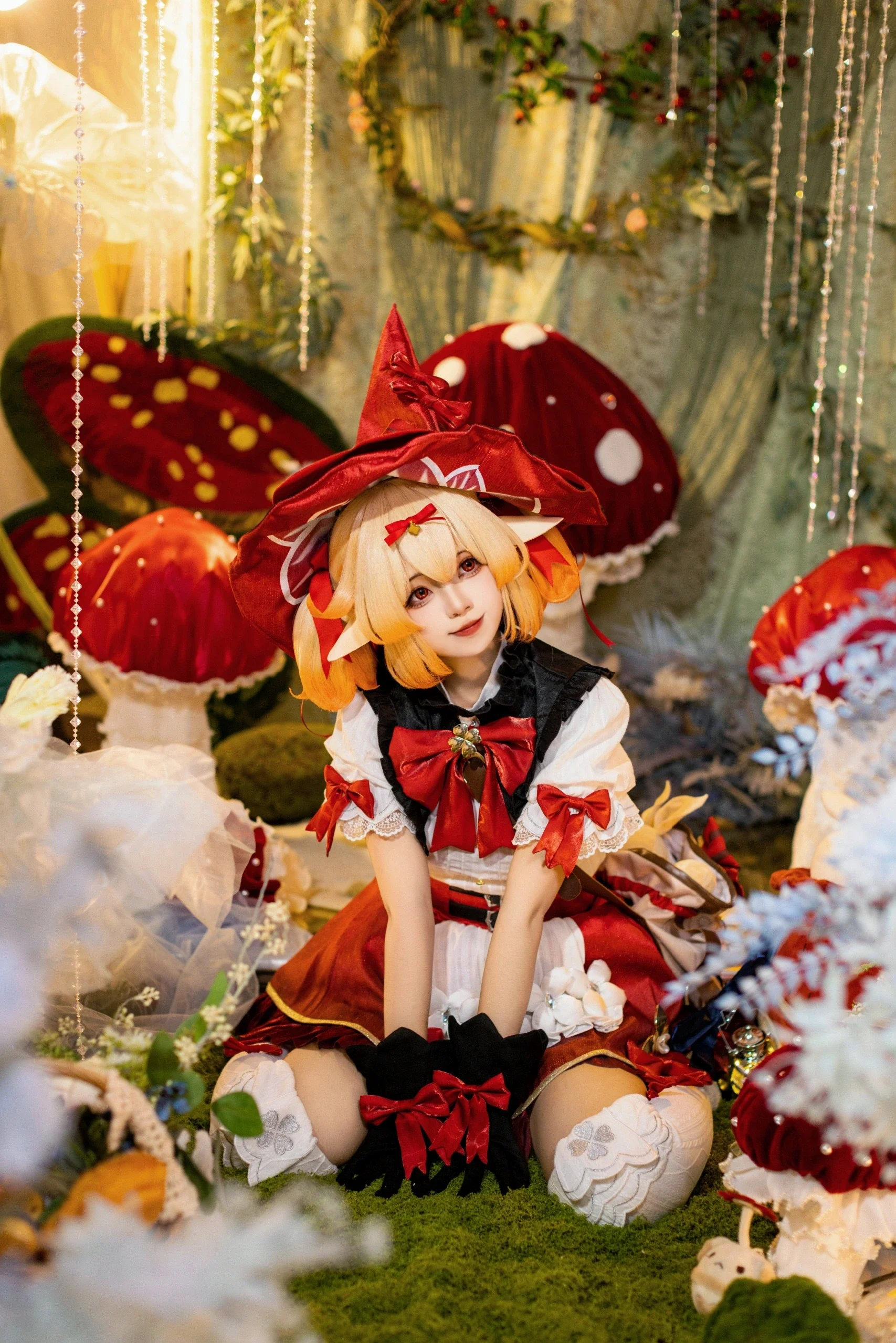 【可莉cos】原神中的火花骑士，在童话蘑菇园里定格可爱 - 第 1 张