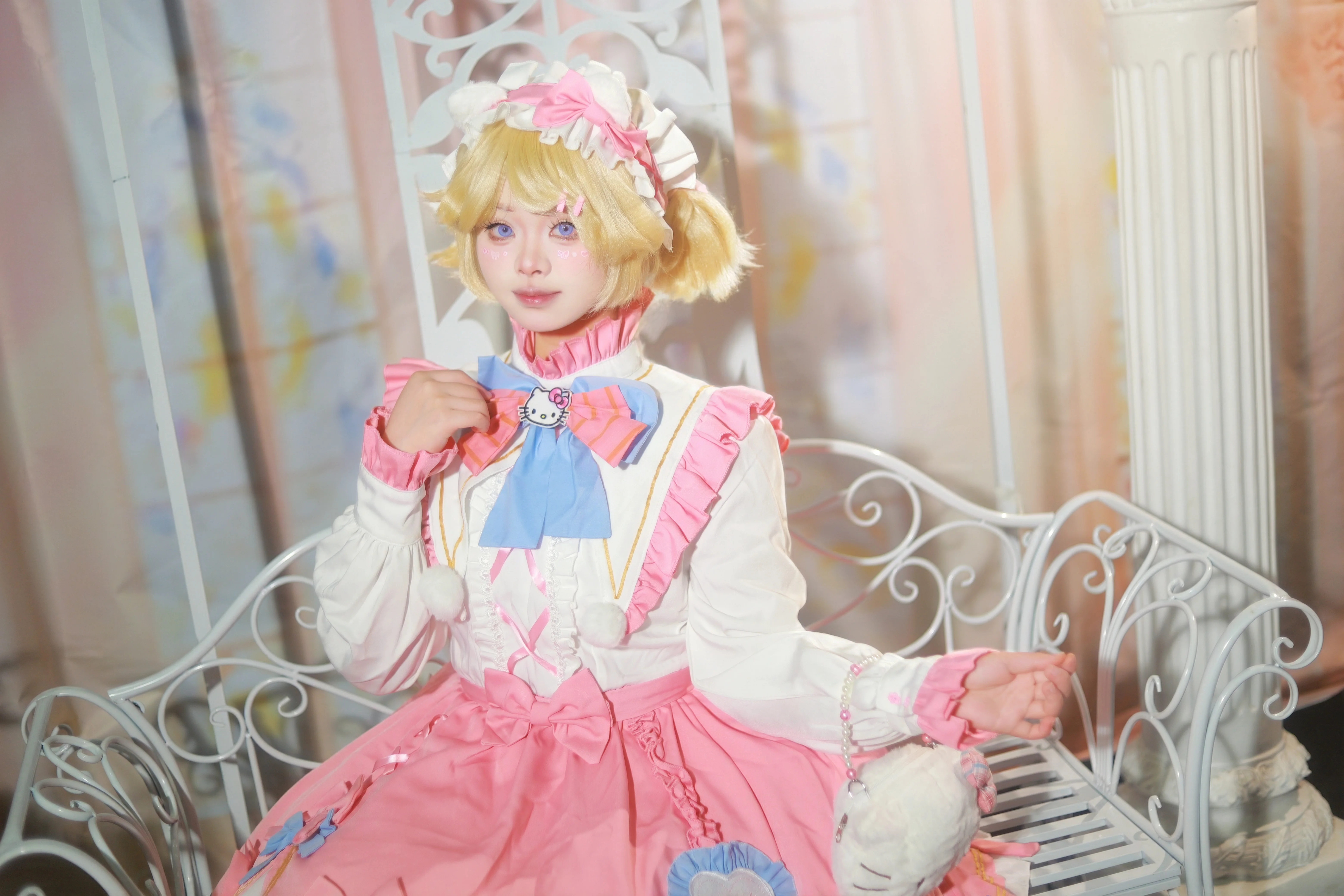 【庭師コスプレ】サンリオ・ハローキティの甘く可愛いスタジオ撮影記録 - 5 枚目