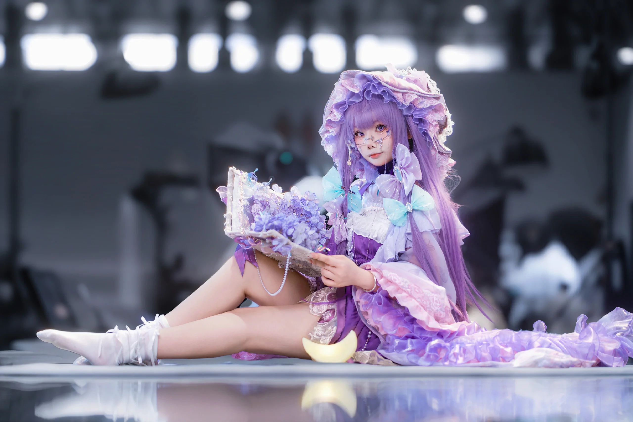 【帕秋莉cos】东方Project的漫展魔法书时刻