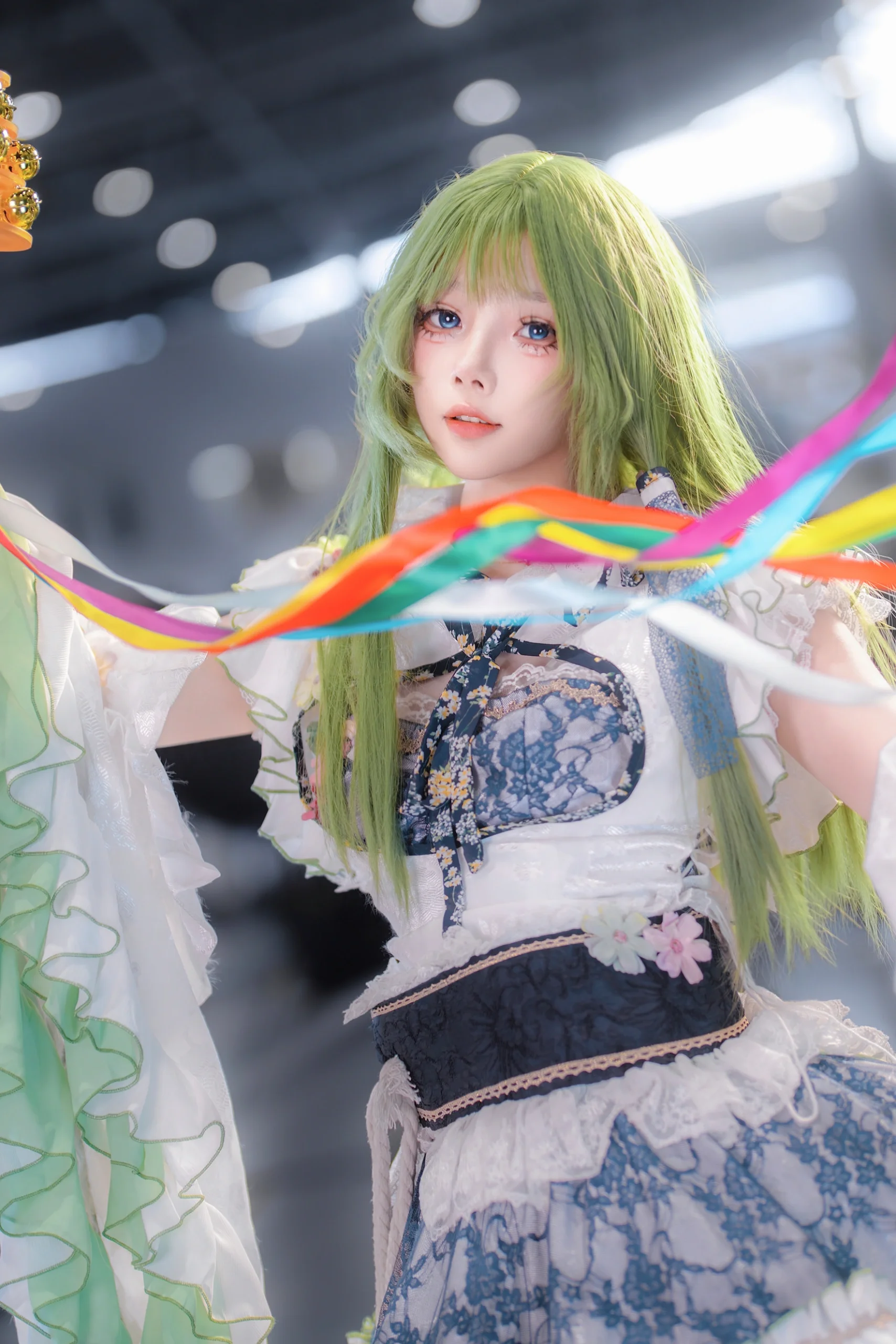 【东风谷早苗cos】东方Project的清新巫女，风起时的灵动场照 - 第 1 张