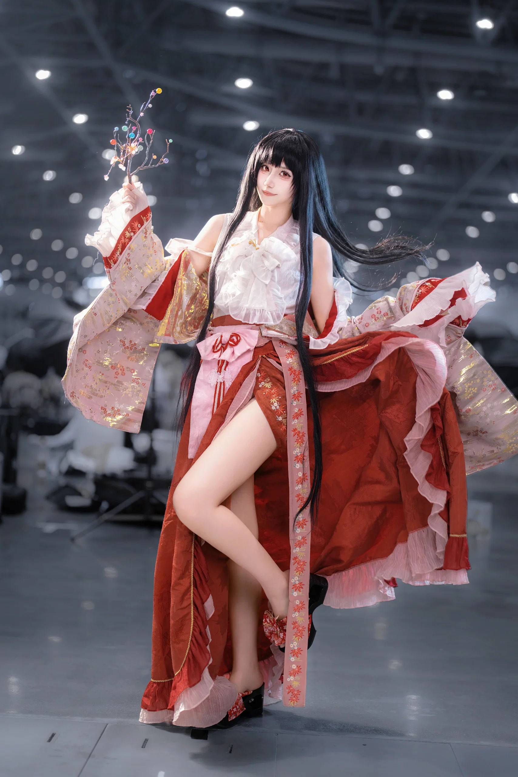 【蓬莱山辉夜cos】东方Project的飘逸场照，拿着彩枝道具的一瞬 - 第 1 张