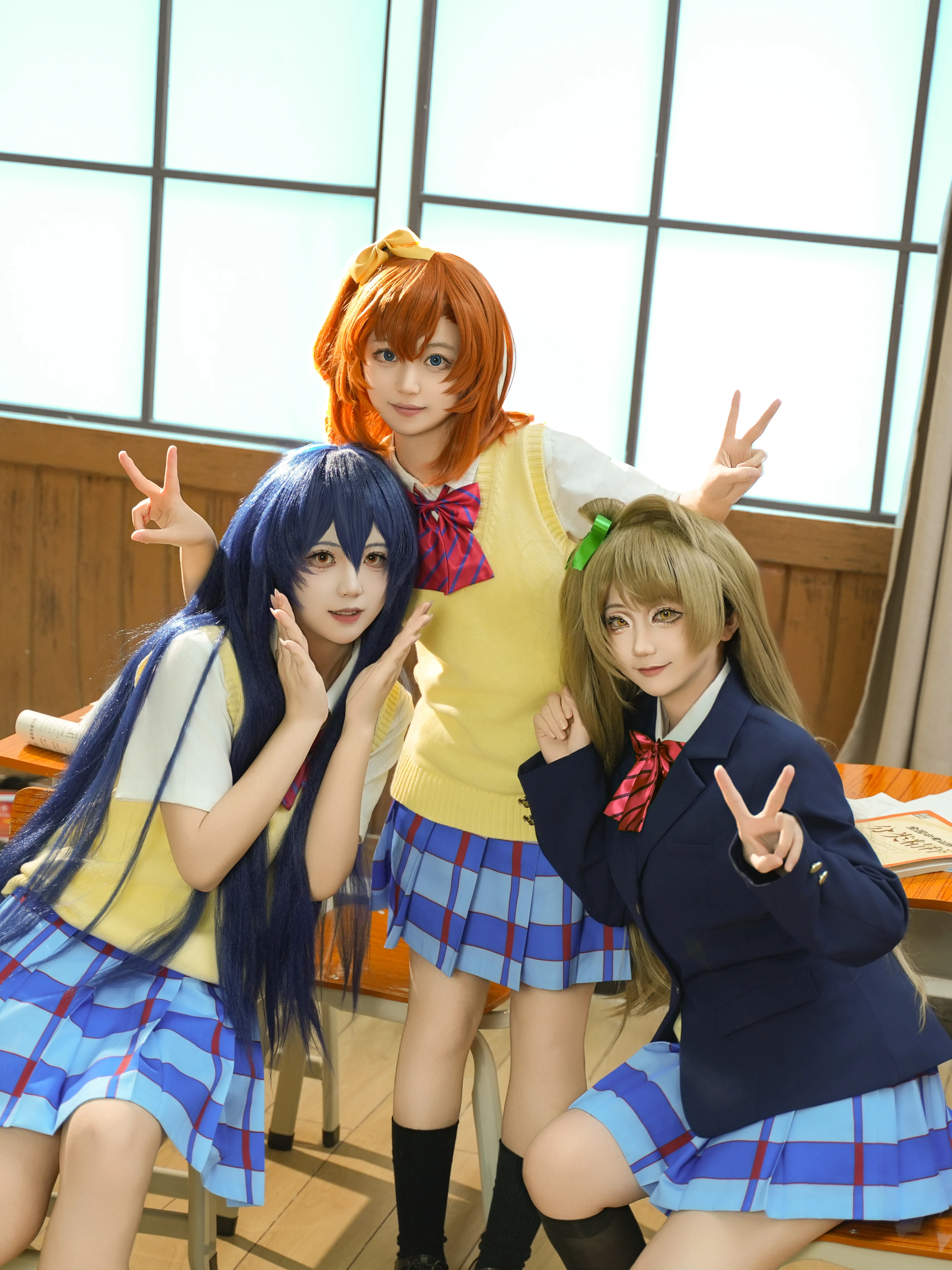 【高坂穗乃果cos】Love Live! 故事的第一頁，三人的校園日記 - 第 1 張