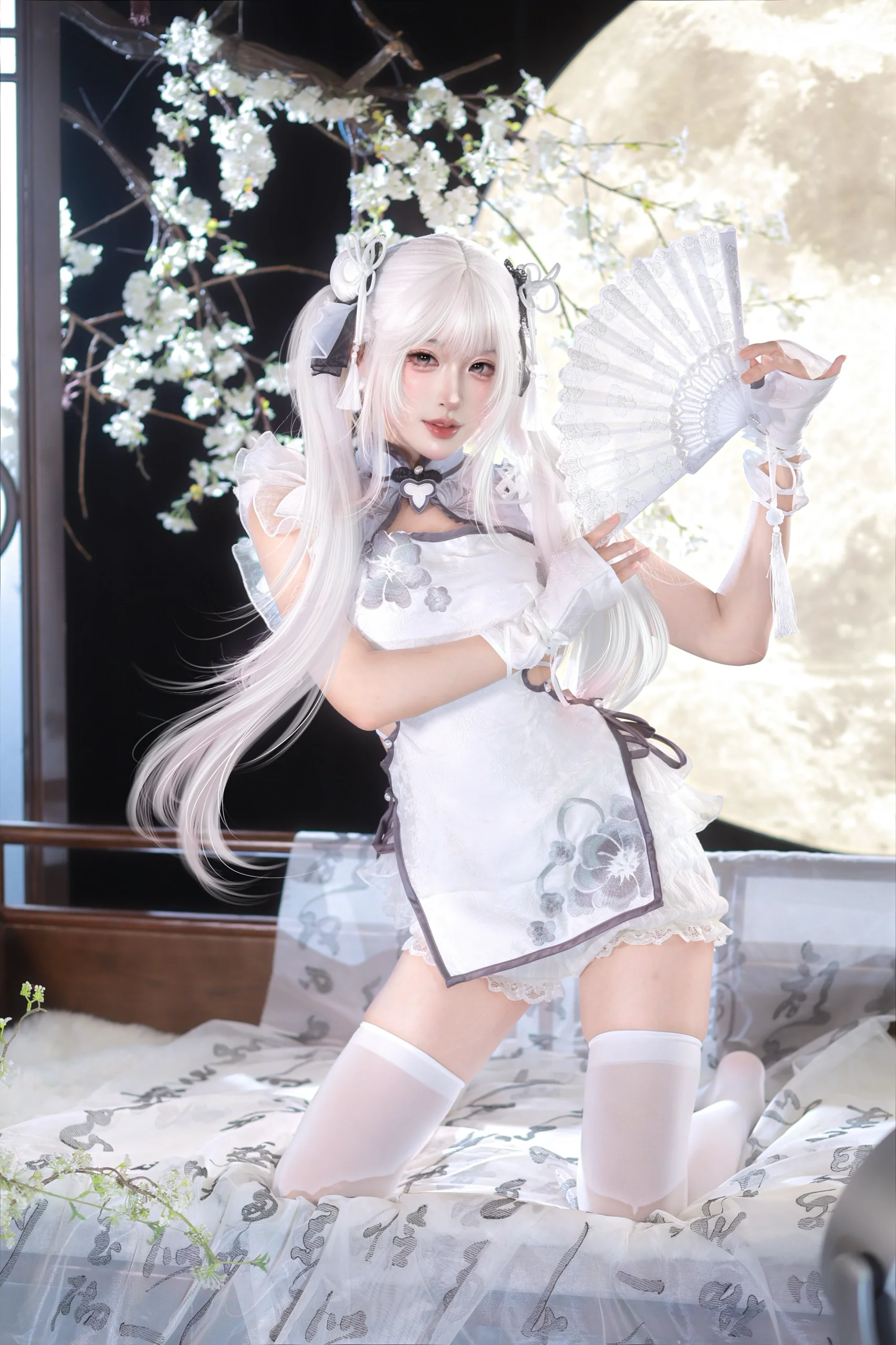【殷紫萍cos】玉髓冰心，月下折扇与不爱吃绿豆的执念 - 第 4 张