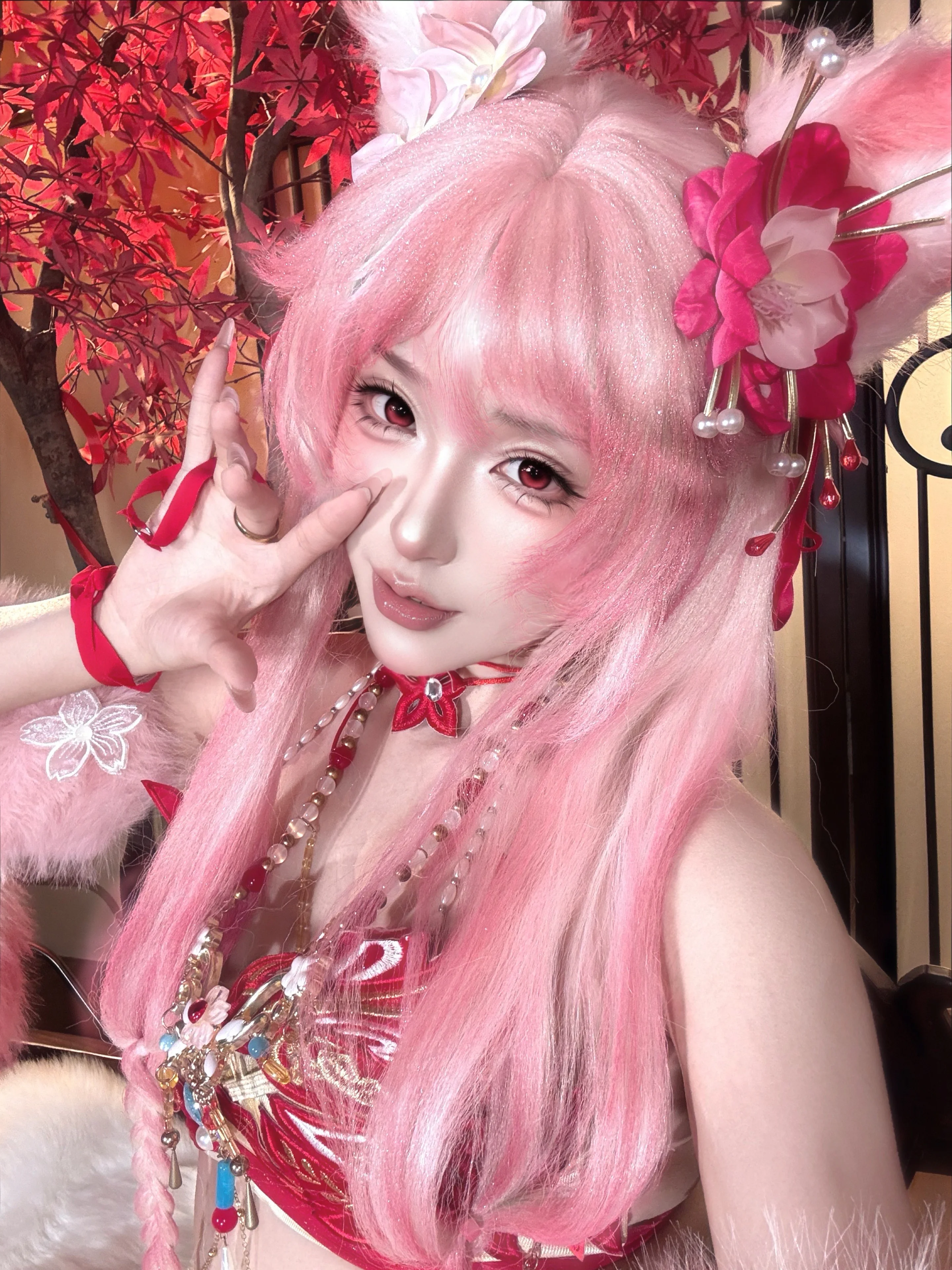【玉玲瓏cos】永劫無間喜緣紅線，紅粉交織的細節呈現 - 第 2 張
