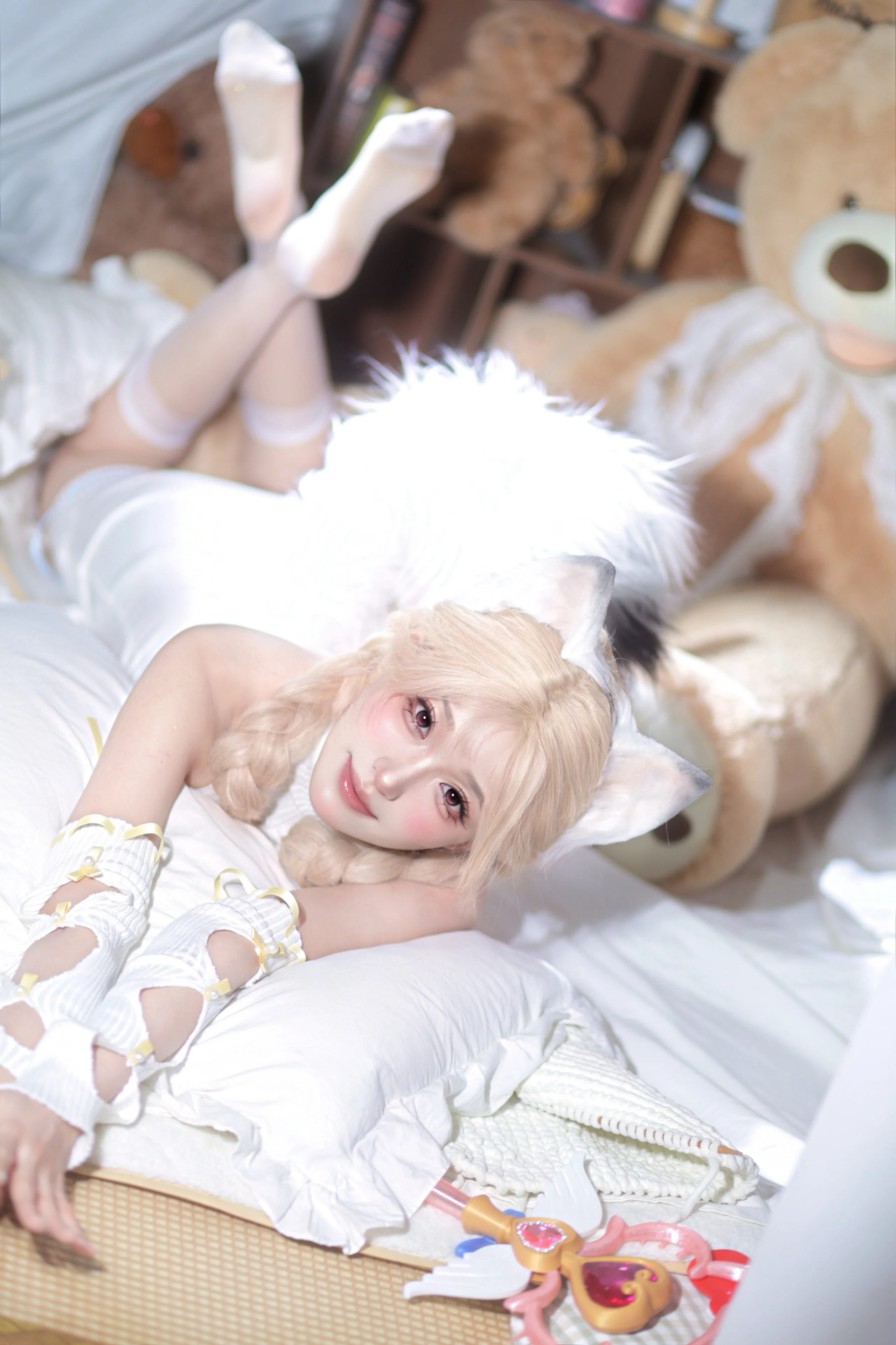 【胡桃cos】永劫无间的白衣少女，探索慵懒的居家感