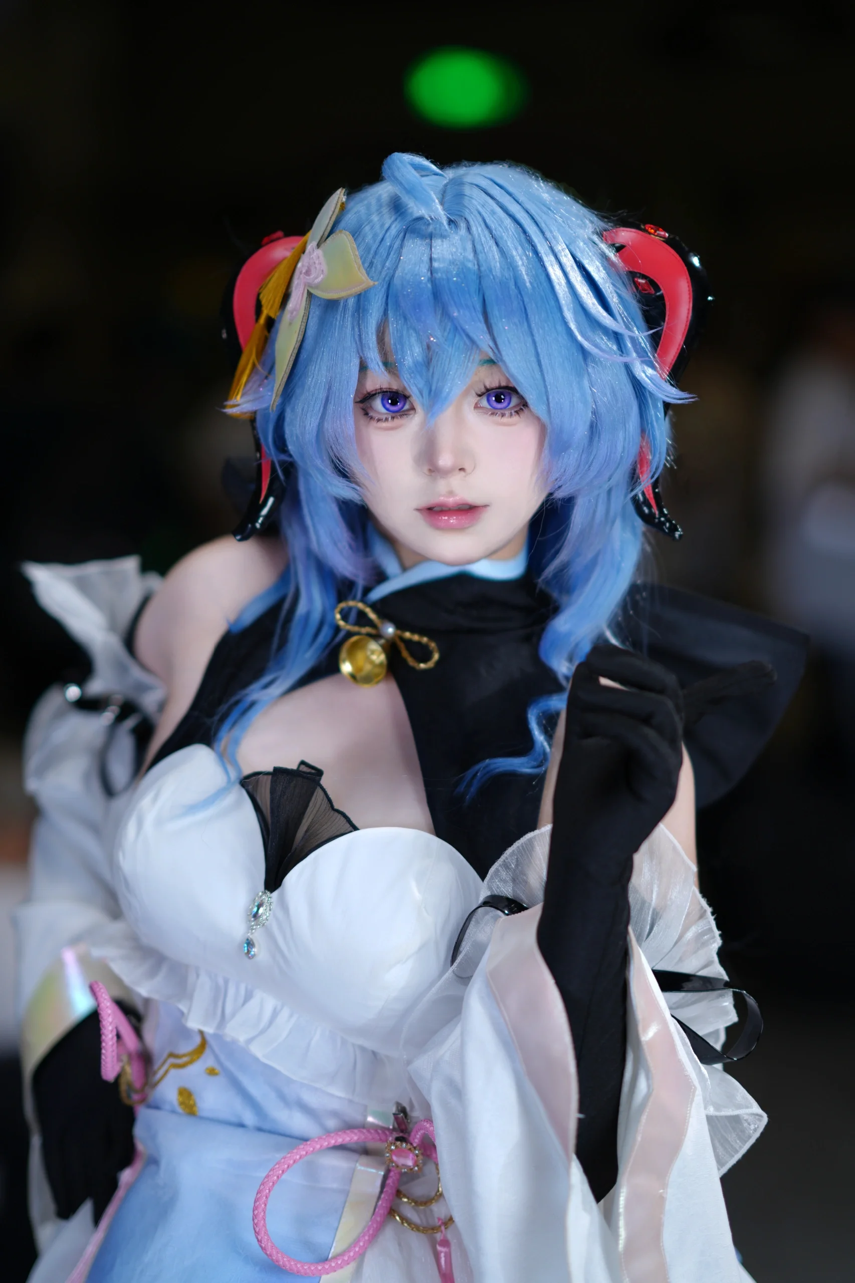 【甘雨cos】甘雨小魔女造型，蓝发紫瞳的夏日魔法